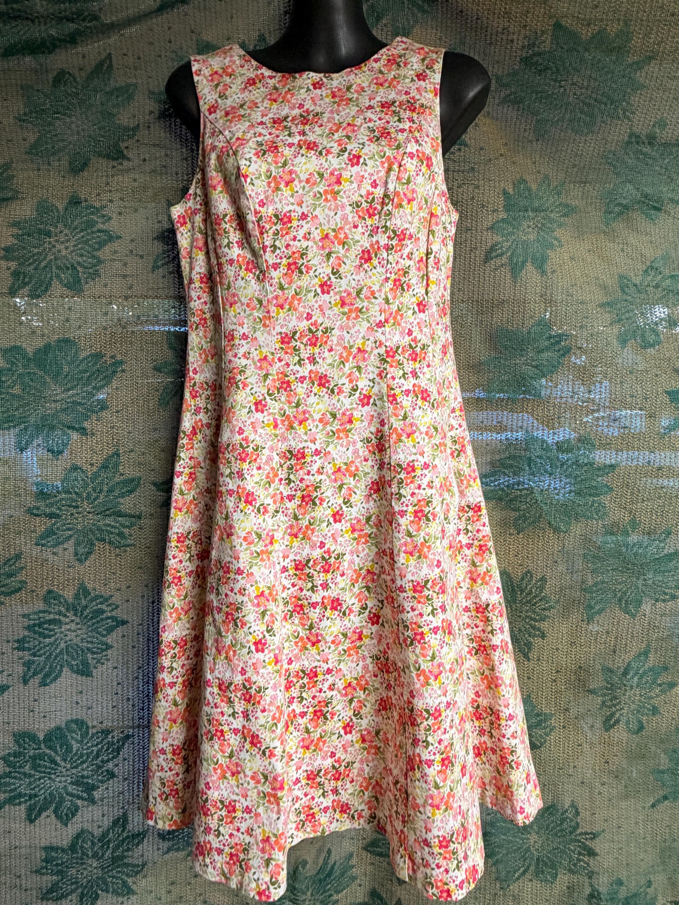 Vintage Floral A-Line Midi Dress | Cottagecore Sleeveless Garden Party Pink Flower
