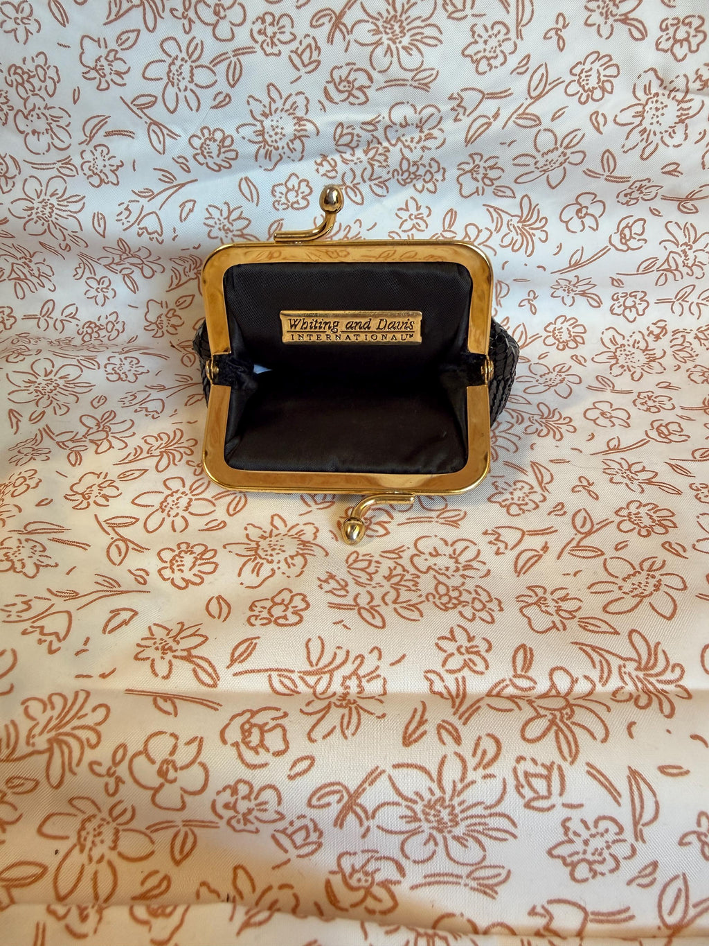 Vintage Whiting and Davis Black Mesh Coin Purse Change Wallet