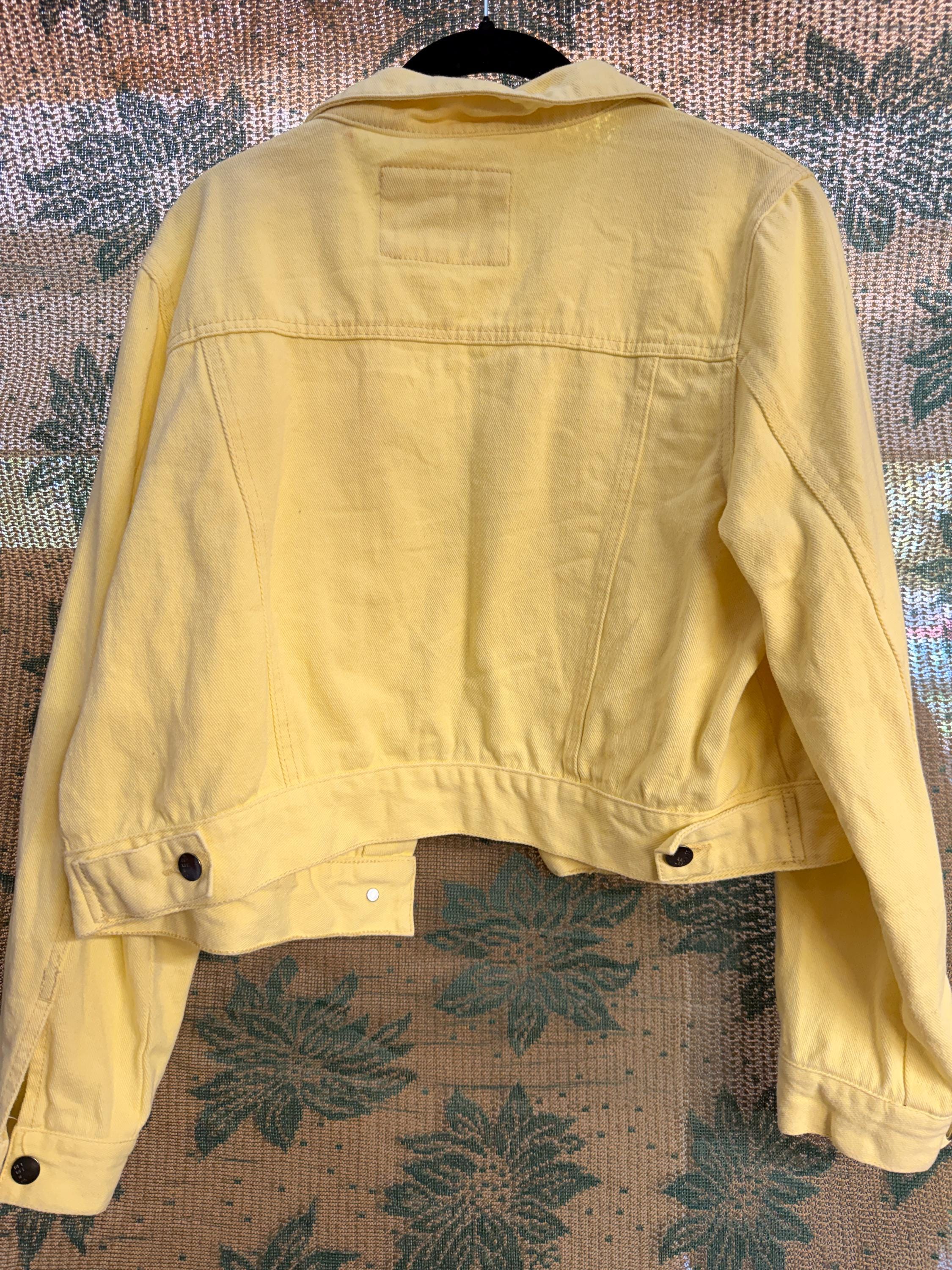 Between Us Yellow Denim Jacket Womens 1X Cropped Jean Jacket Spring Layering Piece