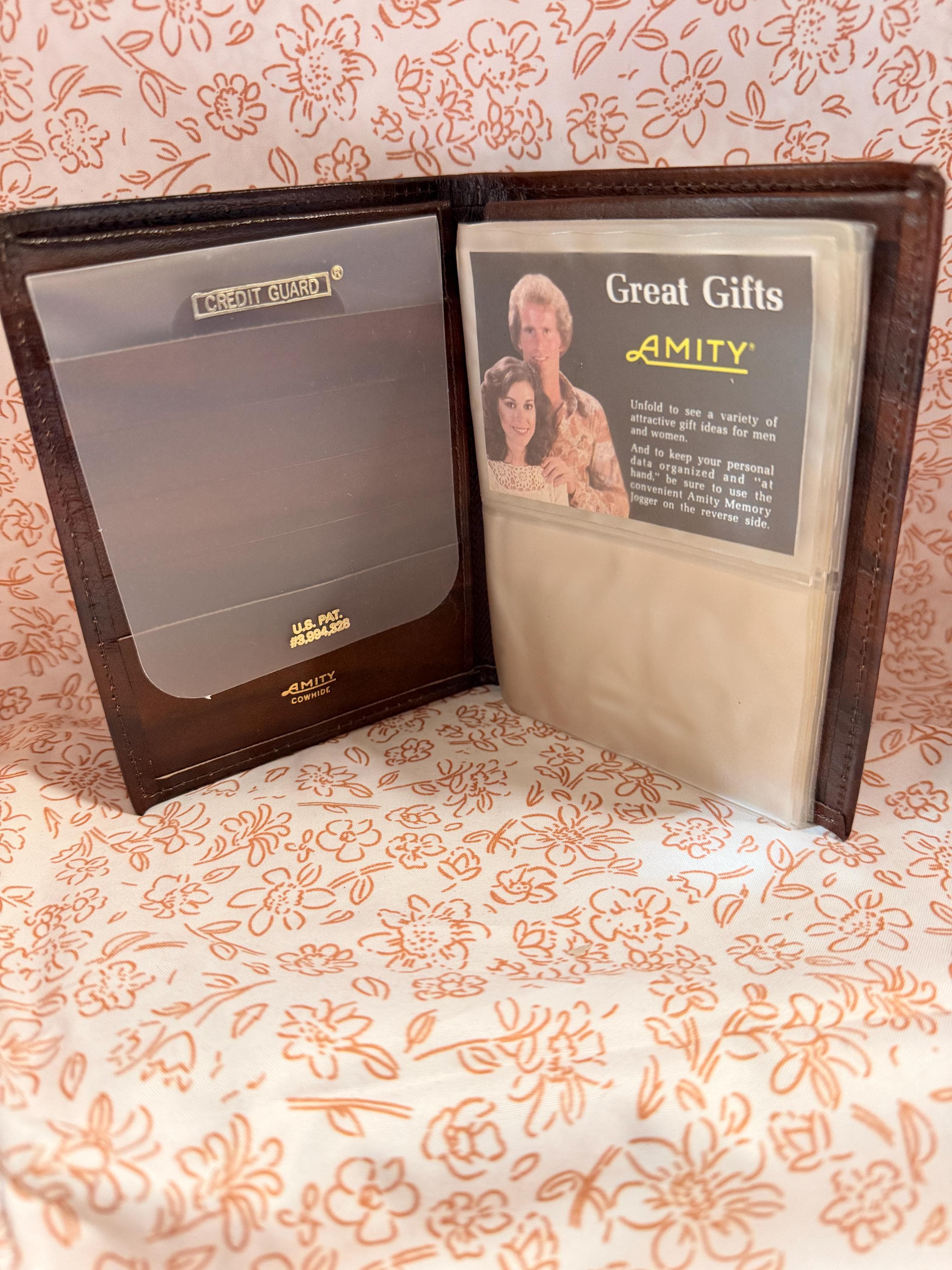 Vintage Amity Cowhide Credit Guard Organizer Wallet Address Book Brown Leather NOS