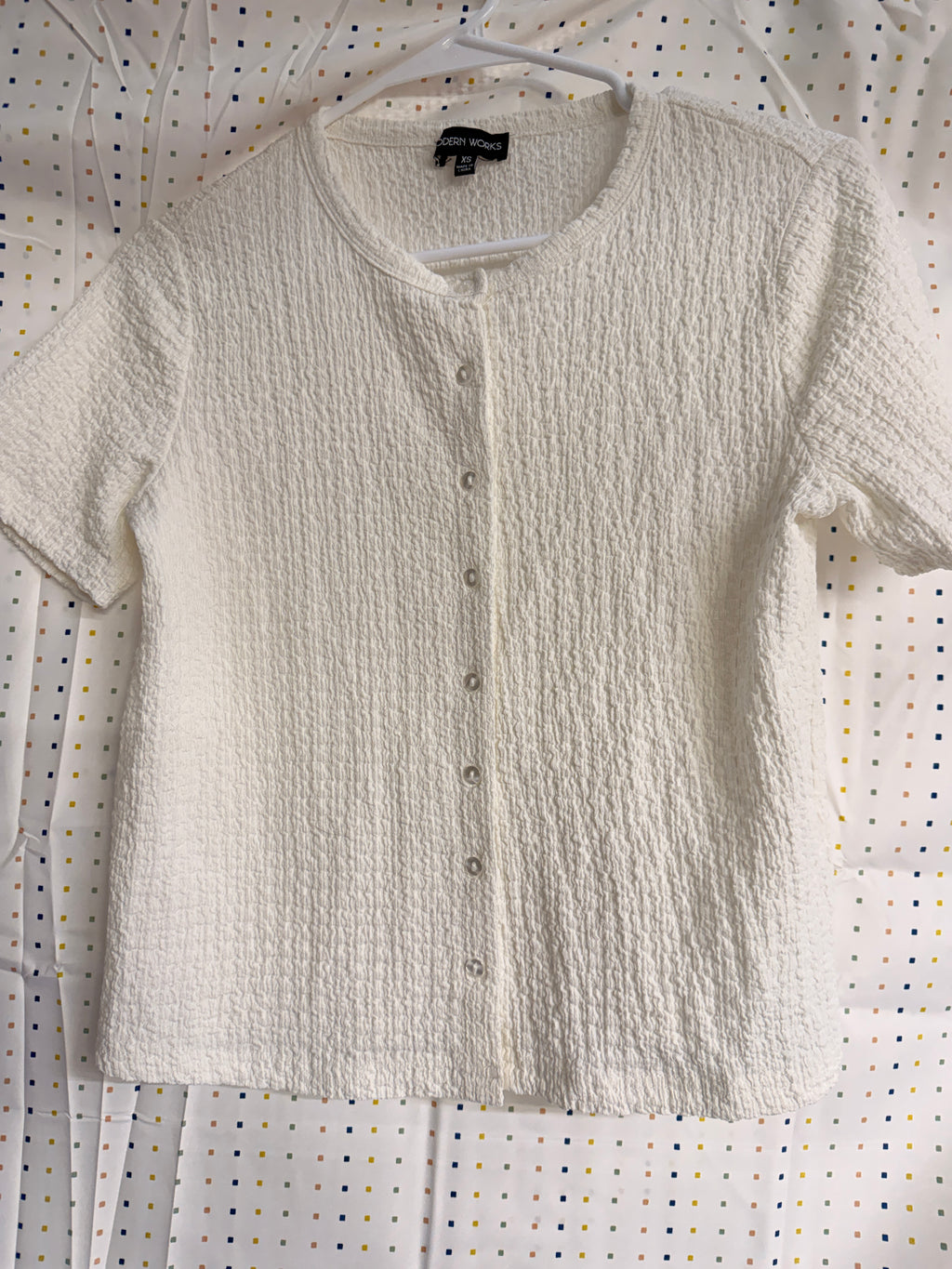 Modern Works White Textured Button Front Top (XS)