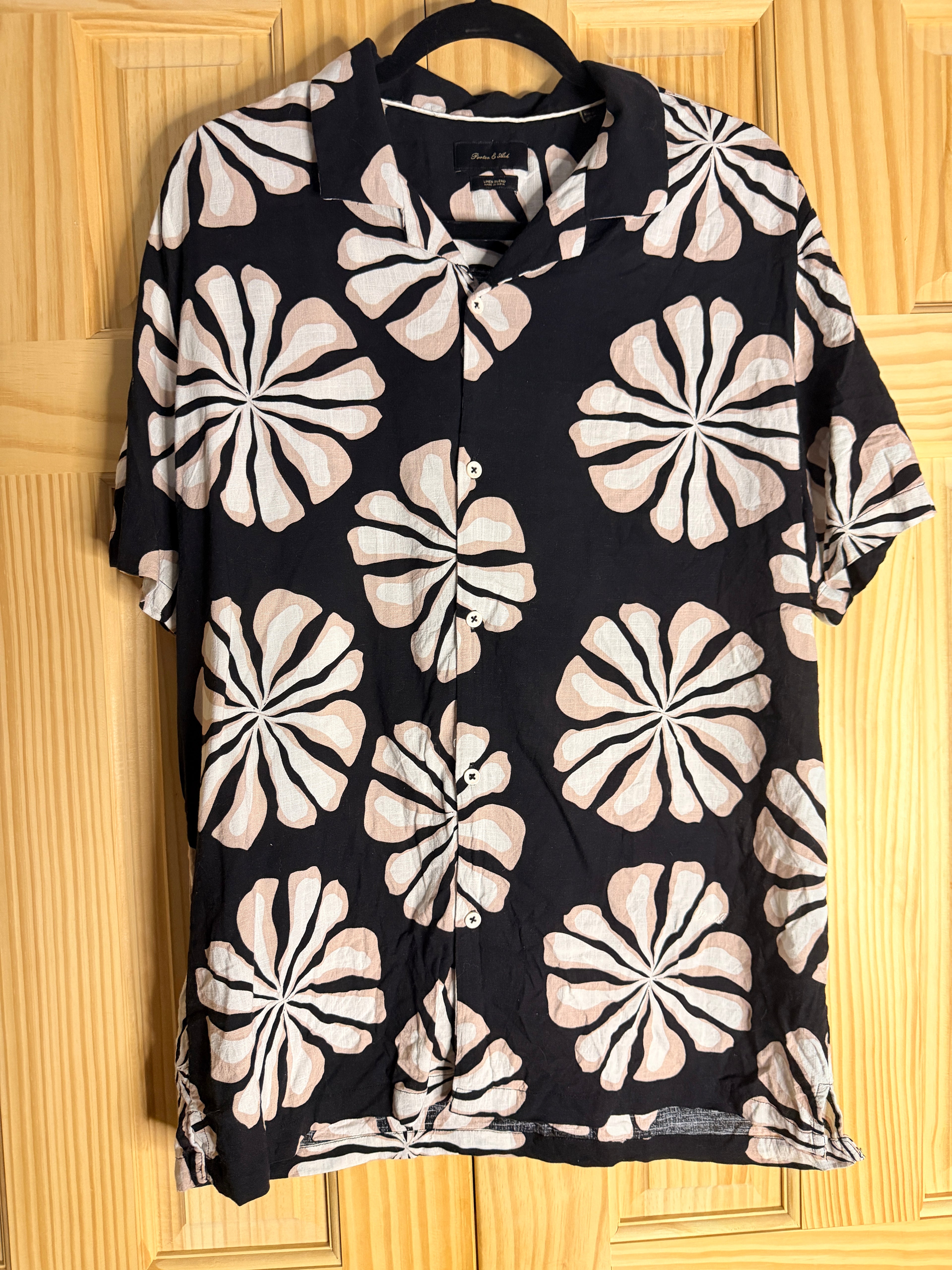 Porter & Ash Linen Blend Camp Shirt Black Floral Tropical Button Front