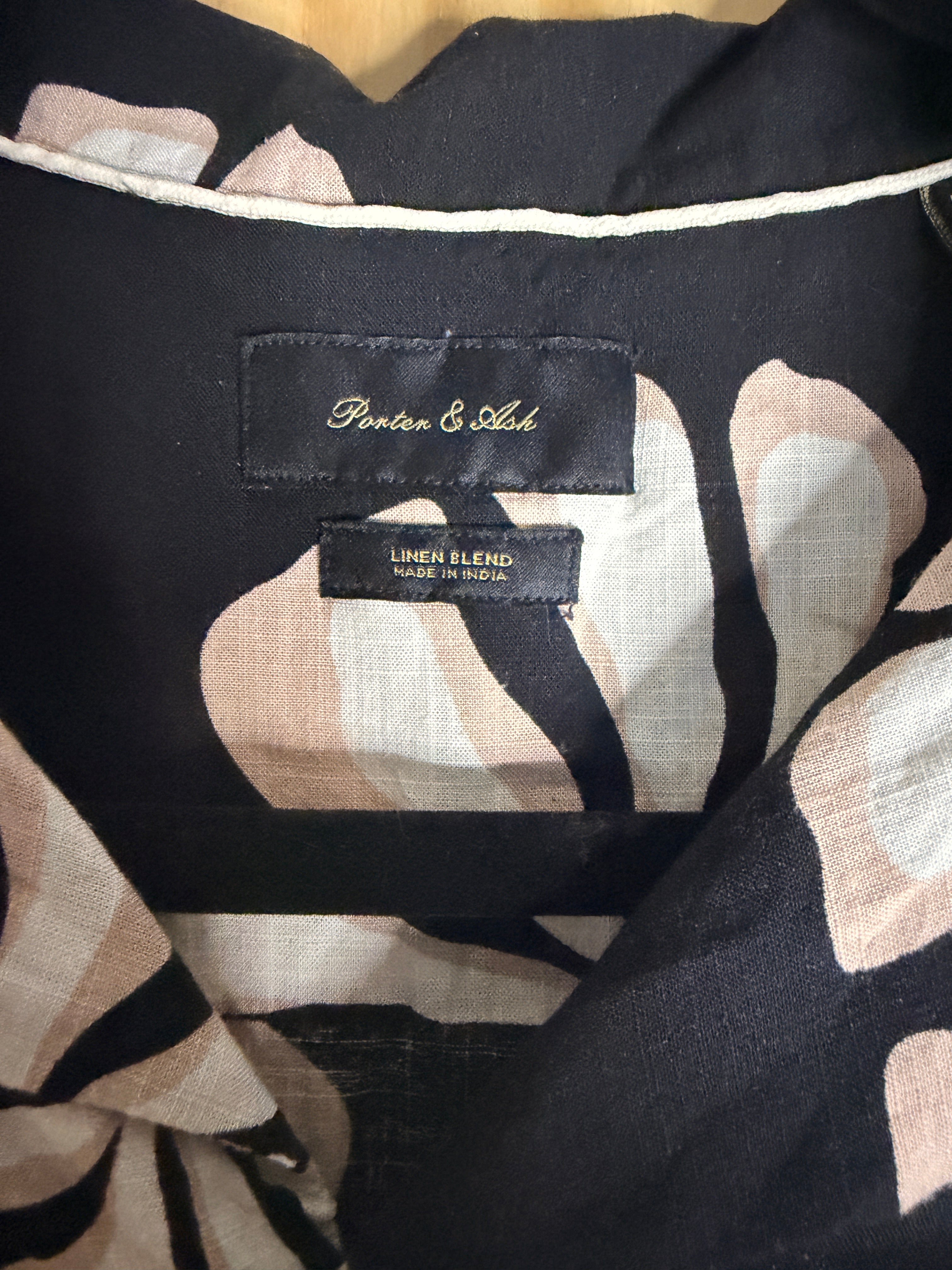 Porter & Ash Linen Blend Camp Shirt Black Floral Tropical Button Front