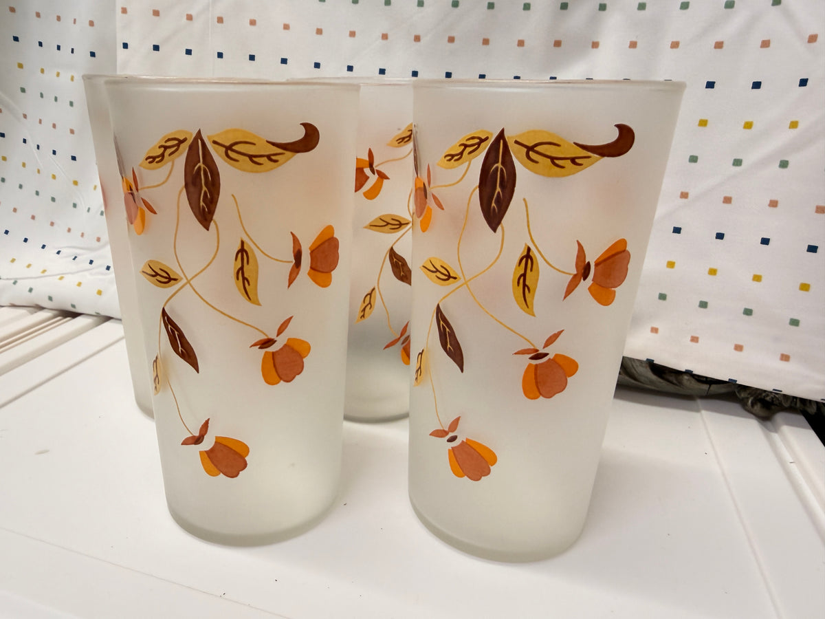 Vintage Frosted Floral Tumblers – Set of 4 Mid Century Drinking Glasses – Retro Autumn Flower Glasses – 1970s Kitchen Decor