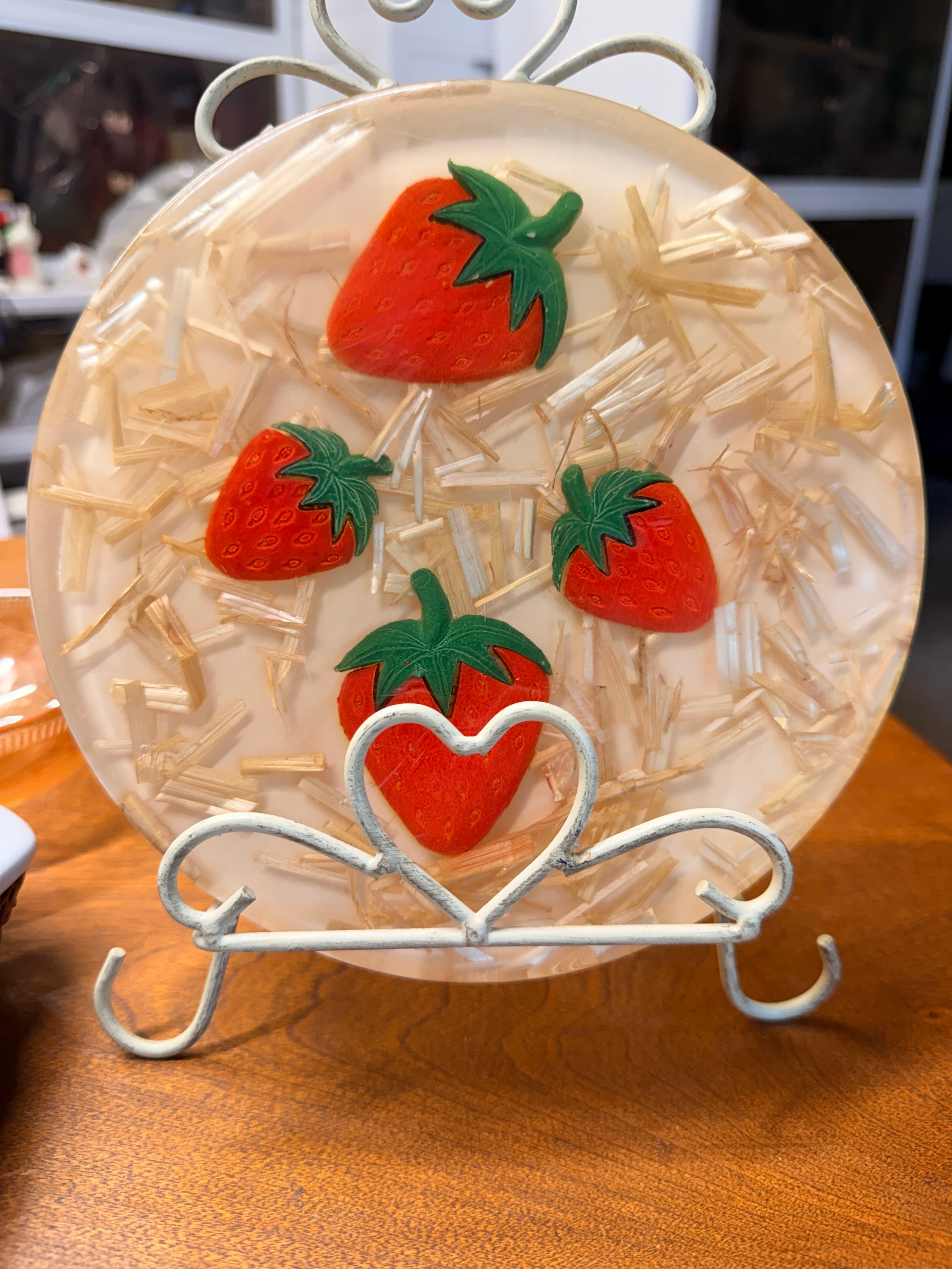 Vintage Strawberry Kitchen Collection – Curated Lot