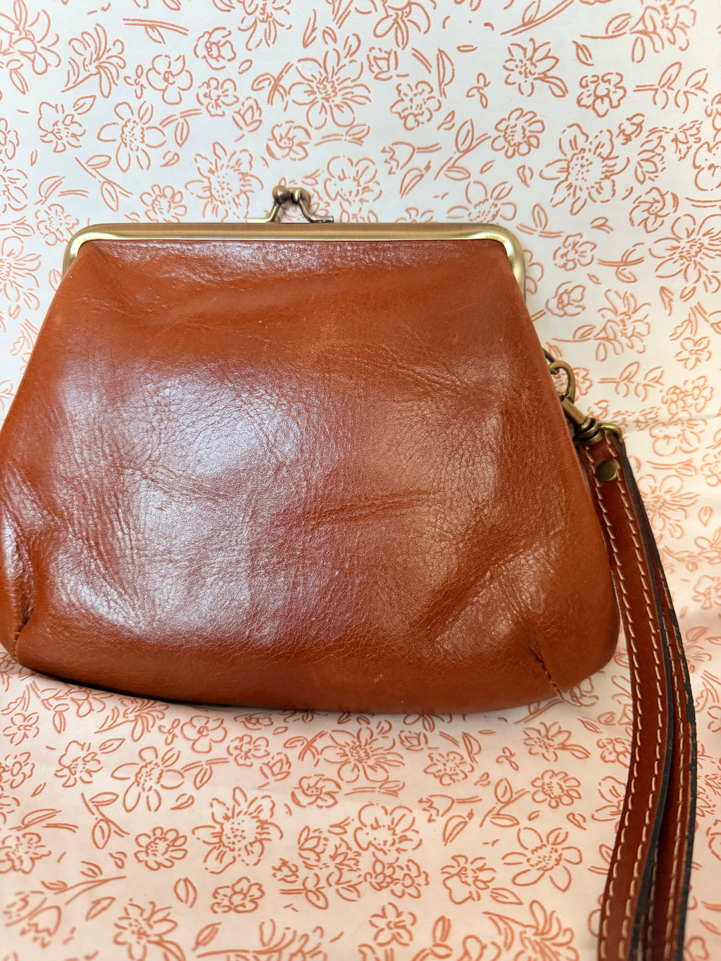 Patricia Nash Leather Kiss Lock Wristlet