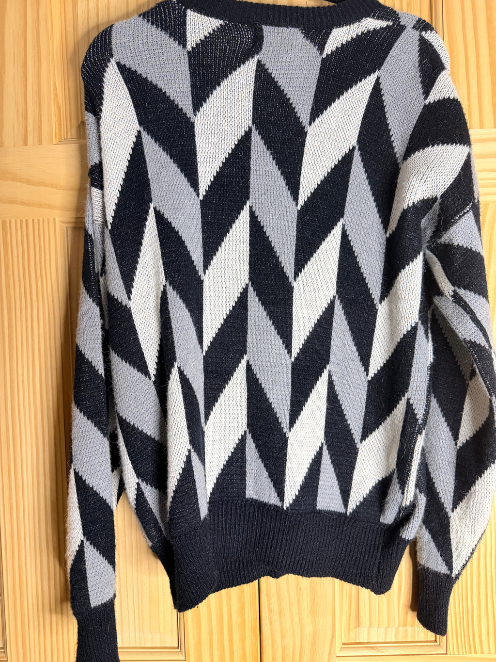 Jon 1E Black Gray Harlequin Diamond Knit Cardigan Sweater Women's Medium