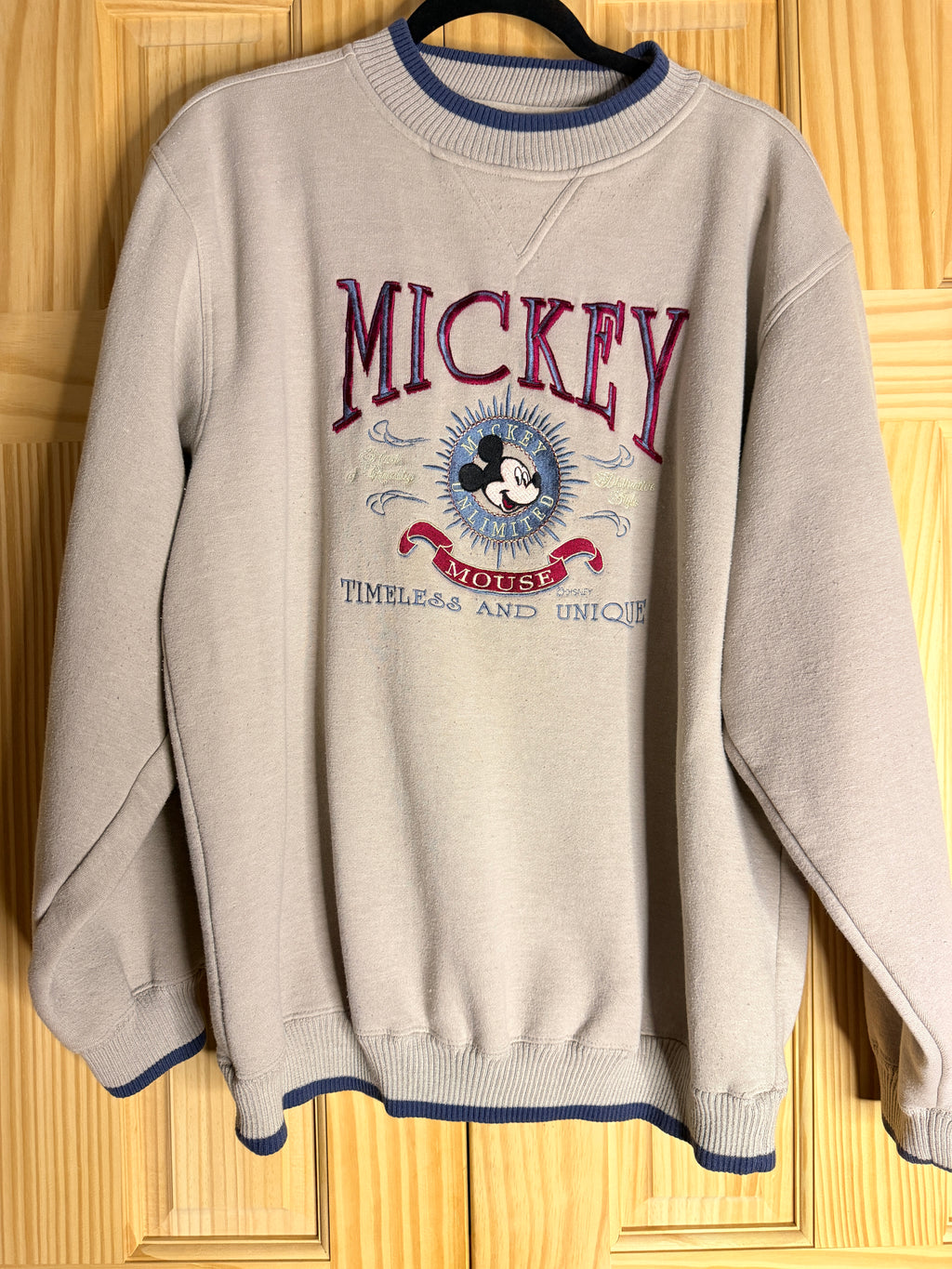 Vintage Disney Mickey Mouse Embroidered Sweatshirt XL Timeless and Unique