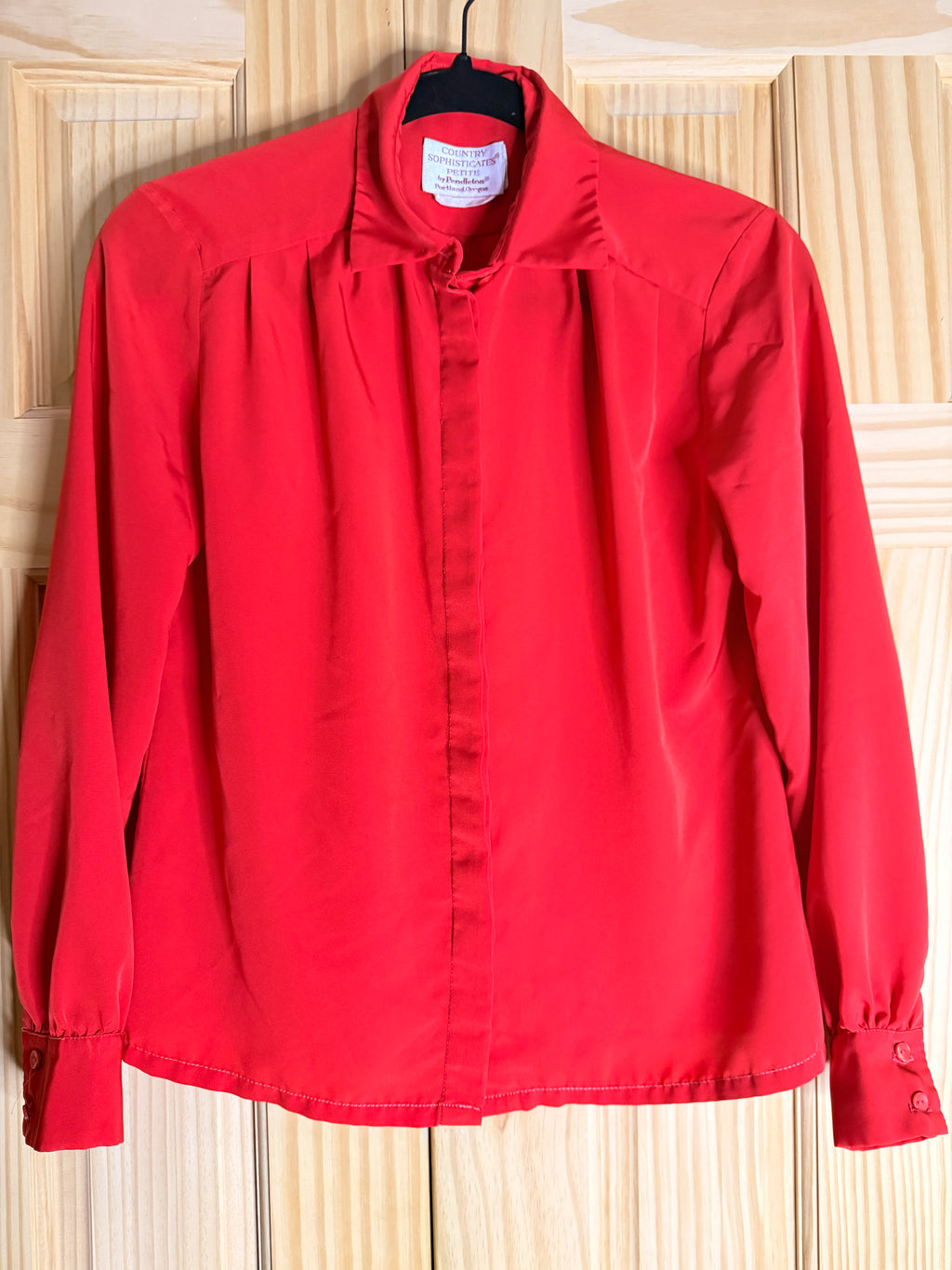 Vintage Country Sophisticates by Pendleton Hidden Button Red Blouse Petite