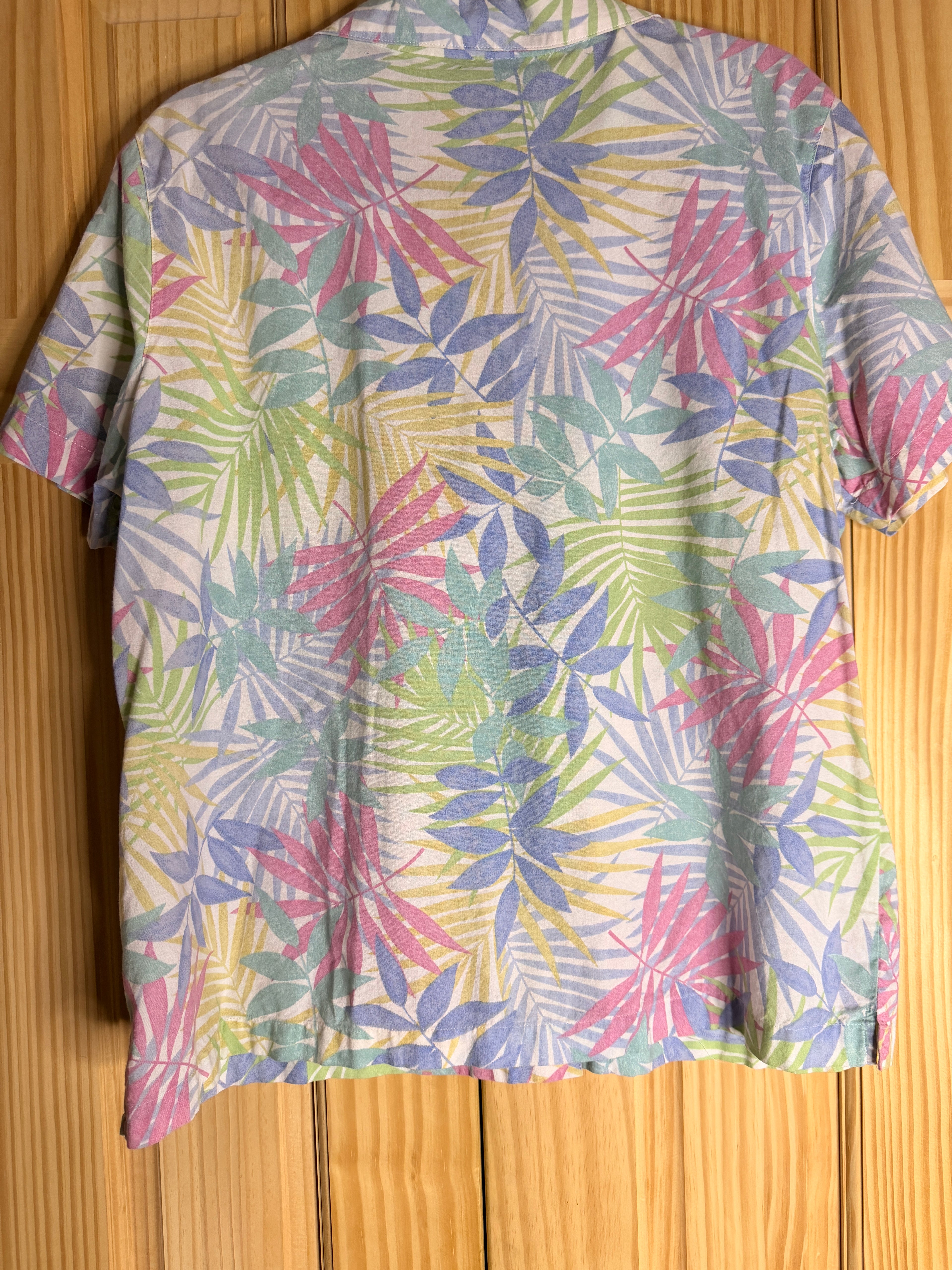 Cathy Daniels Pastel Tropical Leaf Button Front Shirt Large