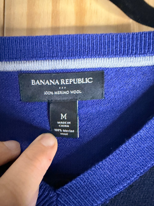 Banana Republic 100% Merino Wool Blue Argyle V-Neck Sweater Men's Medium