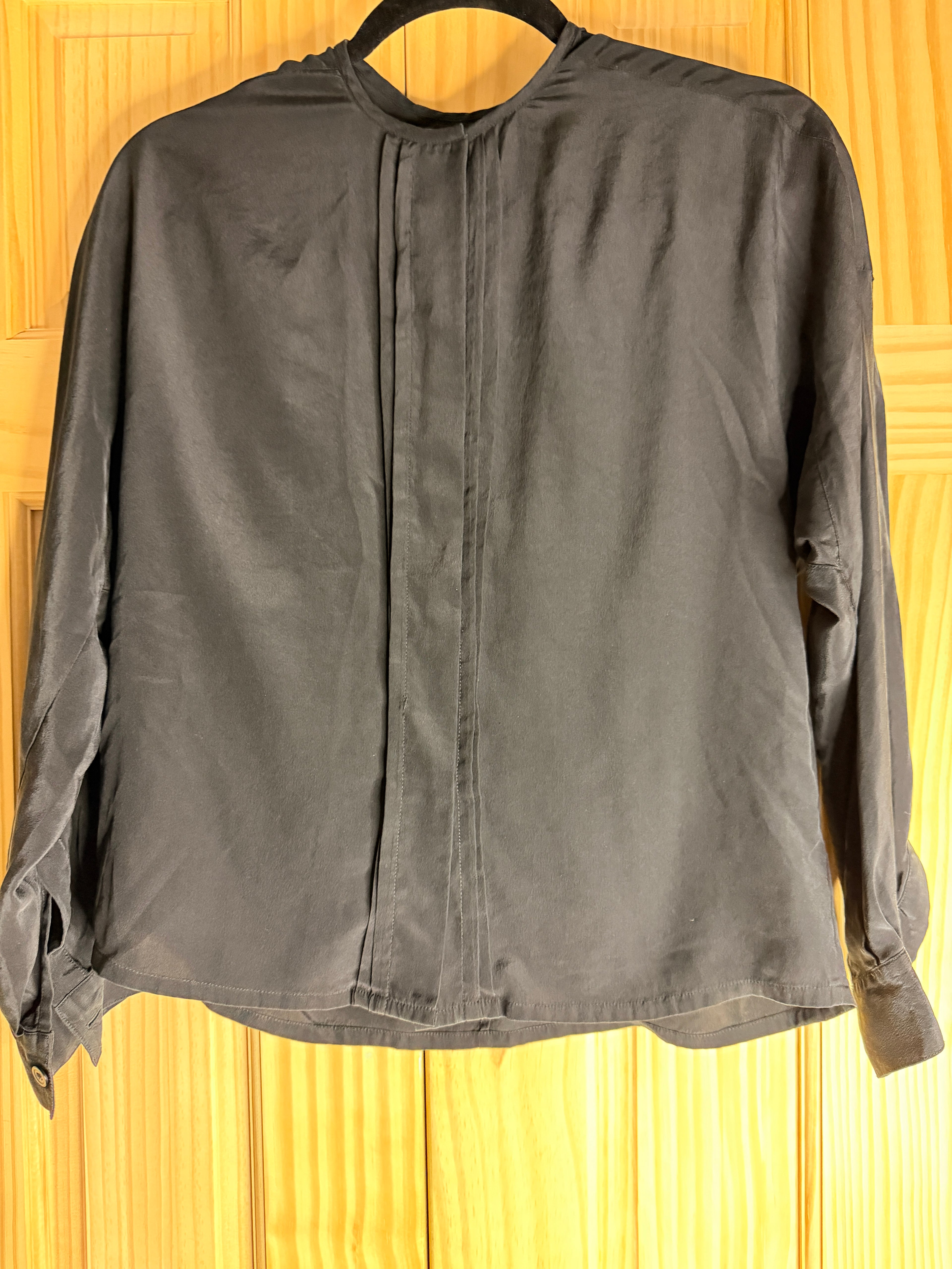 Ellen Tracy Linda Allard Black 100% Silk Blouse Petite 8