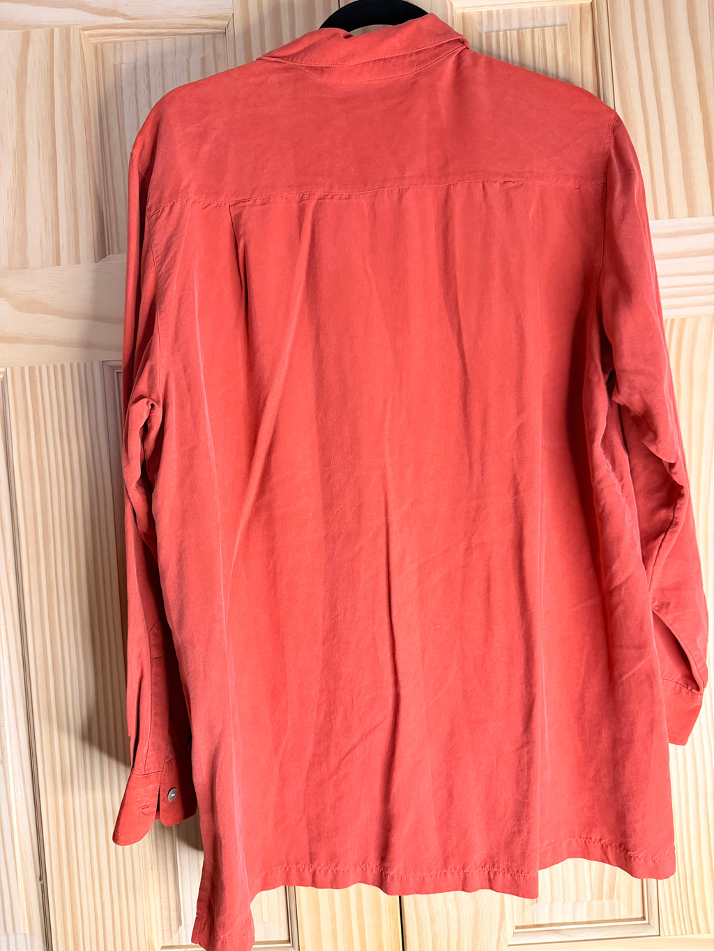 Amanda Smith 100% Silk Coral Button Front Blouse Large