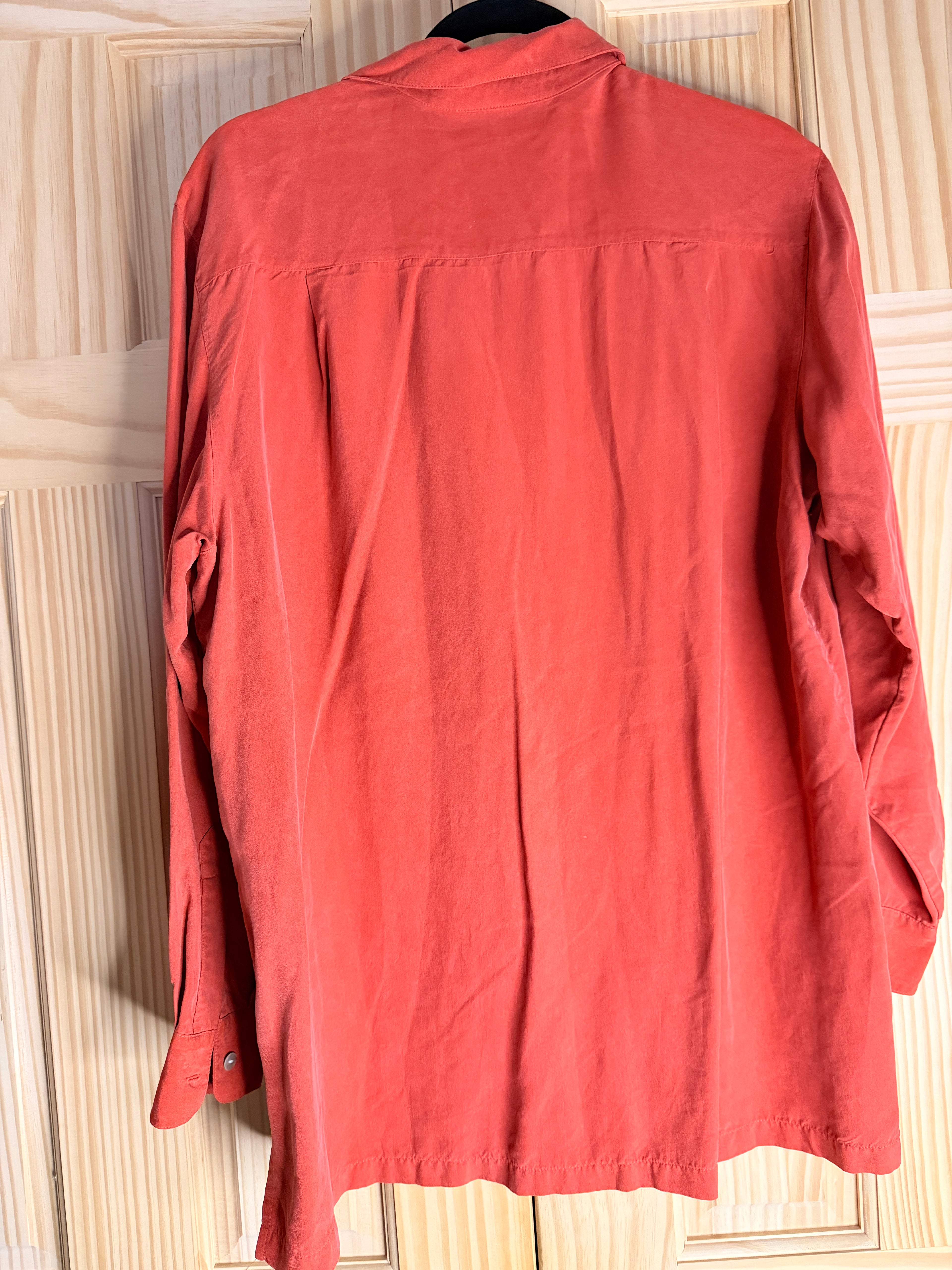 Amanda Smith 100% Silk Coral Button Front Blouse Large