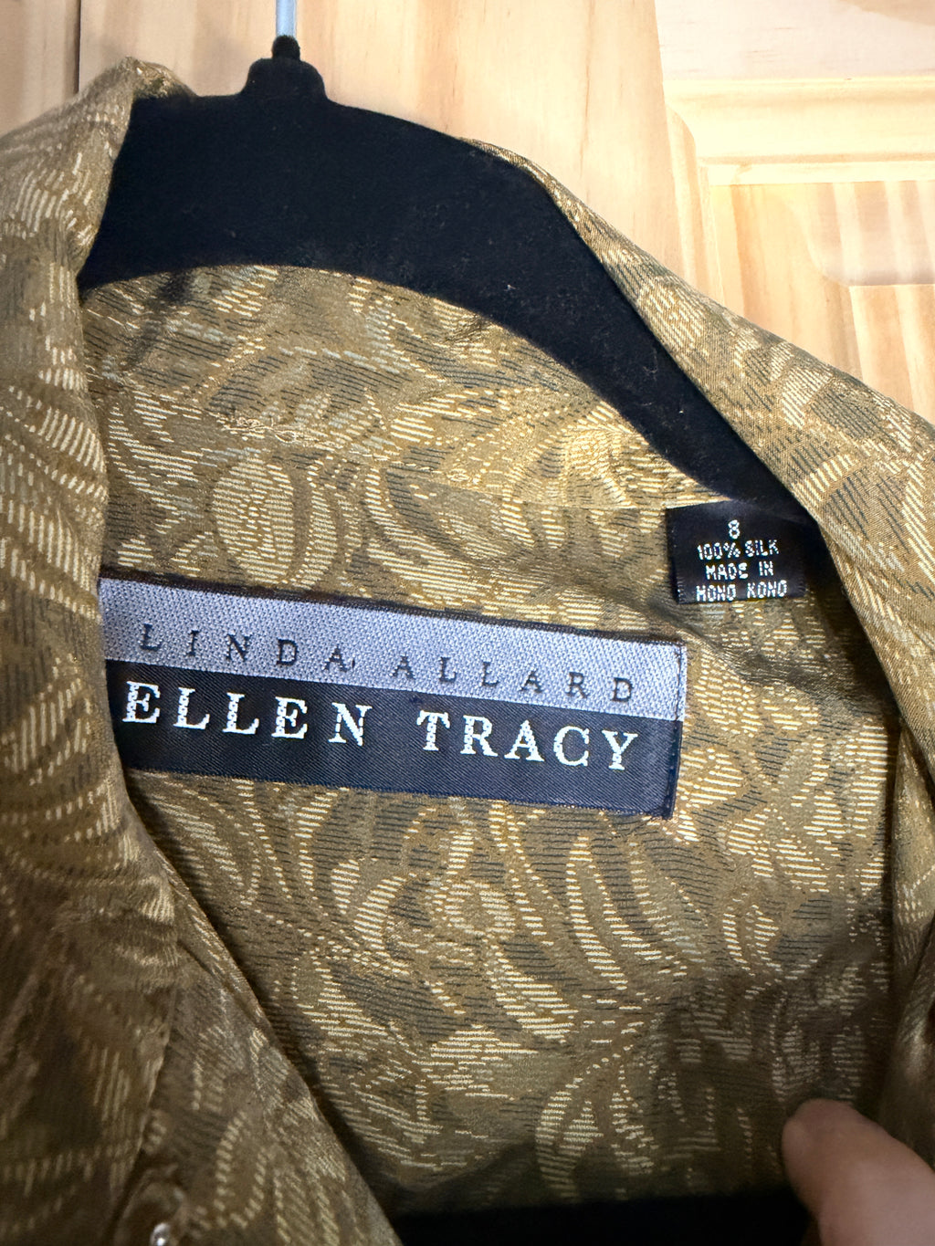 Ellen Tracy by Linda Allard 100% Silk Damask Jacquard Blouse