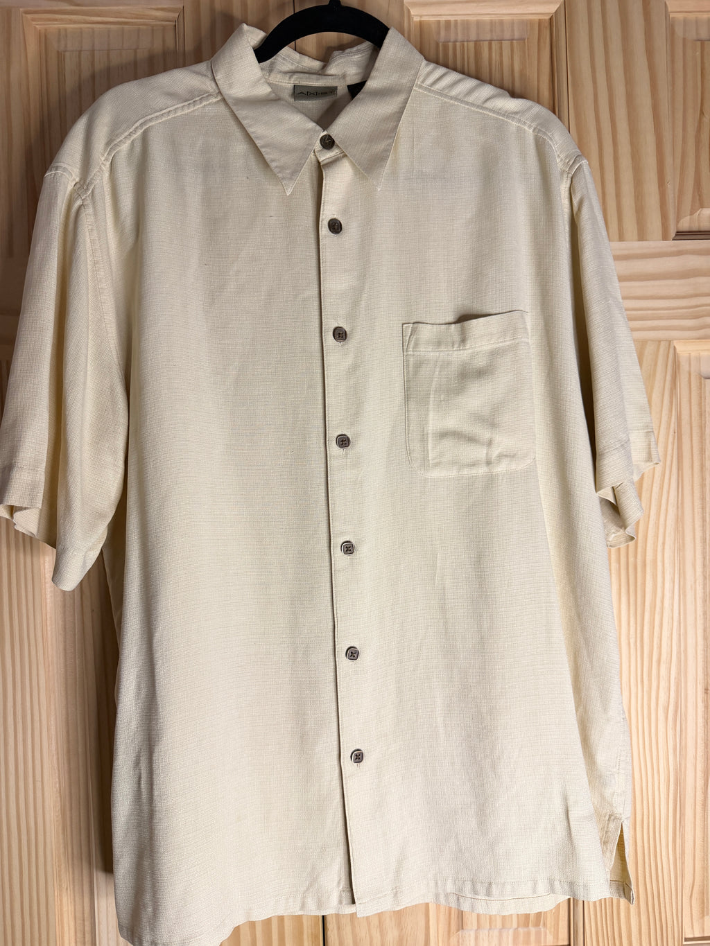 AXIST 100% Silk Cream Short Sleeve Button Front Camp Shirt Large