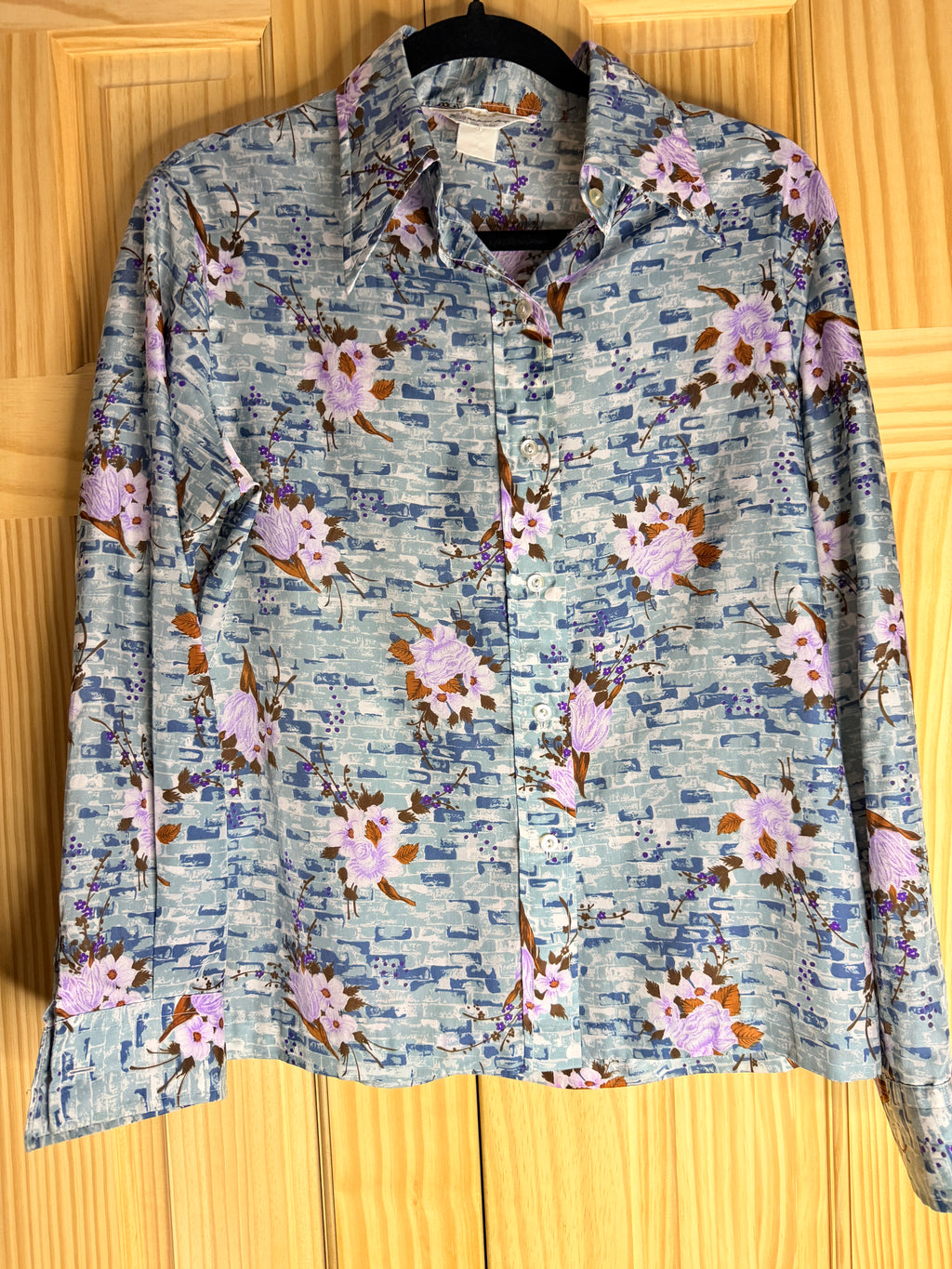 Title: Korean Made Lavender Floral Button Front Blouse Size 38