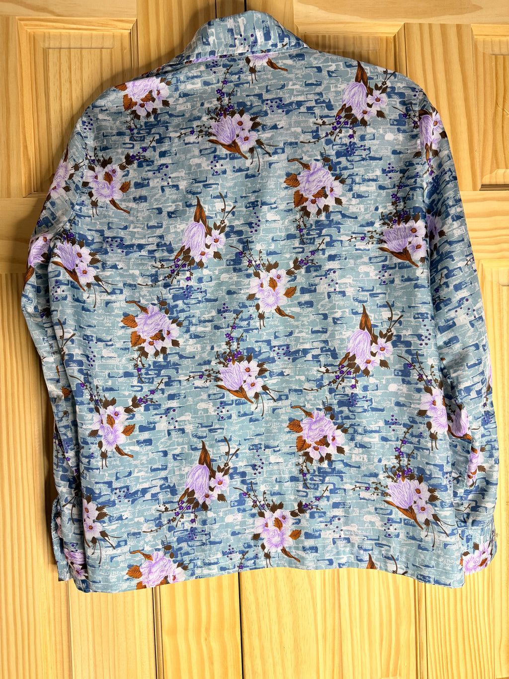 Title: Korean Made Lavender Floral Button Front Blouse Size 38