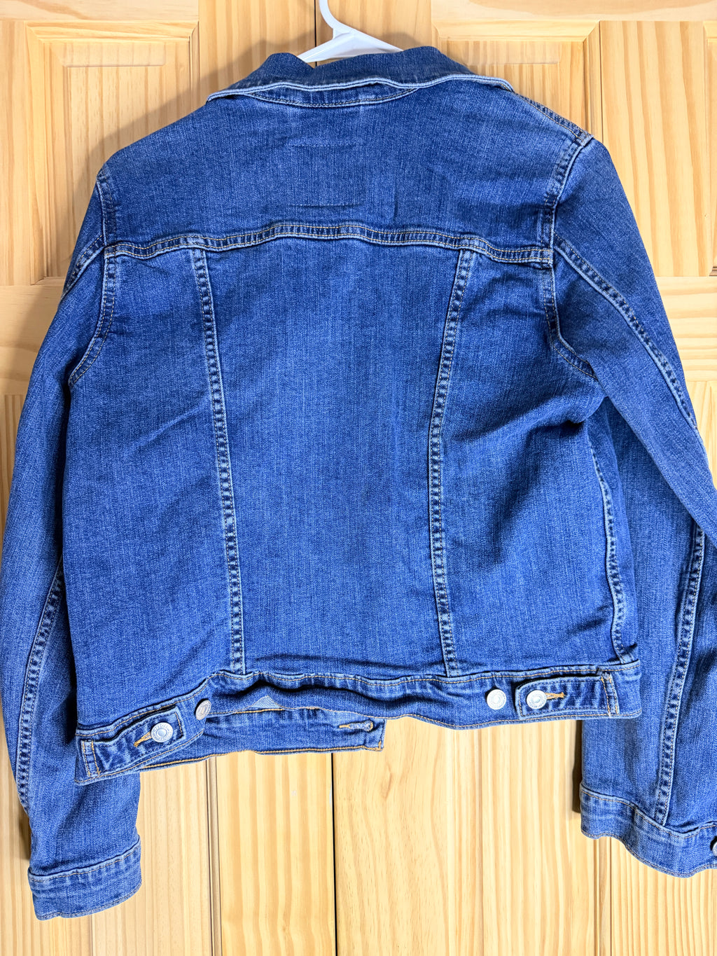 Levi's Classic Blue Denim Trucker Jacket | Women's Jean Jacket