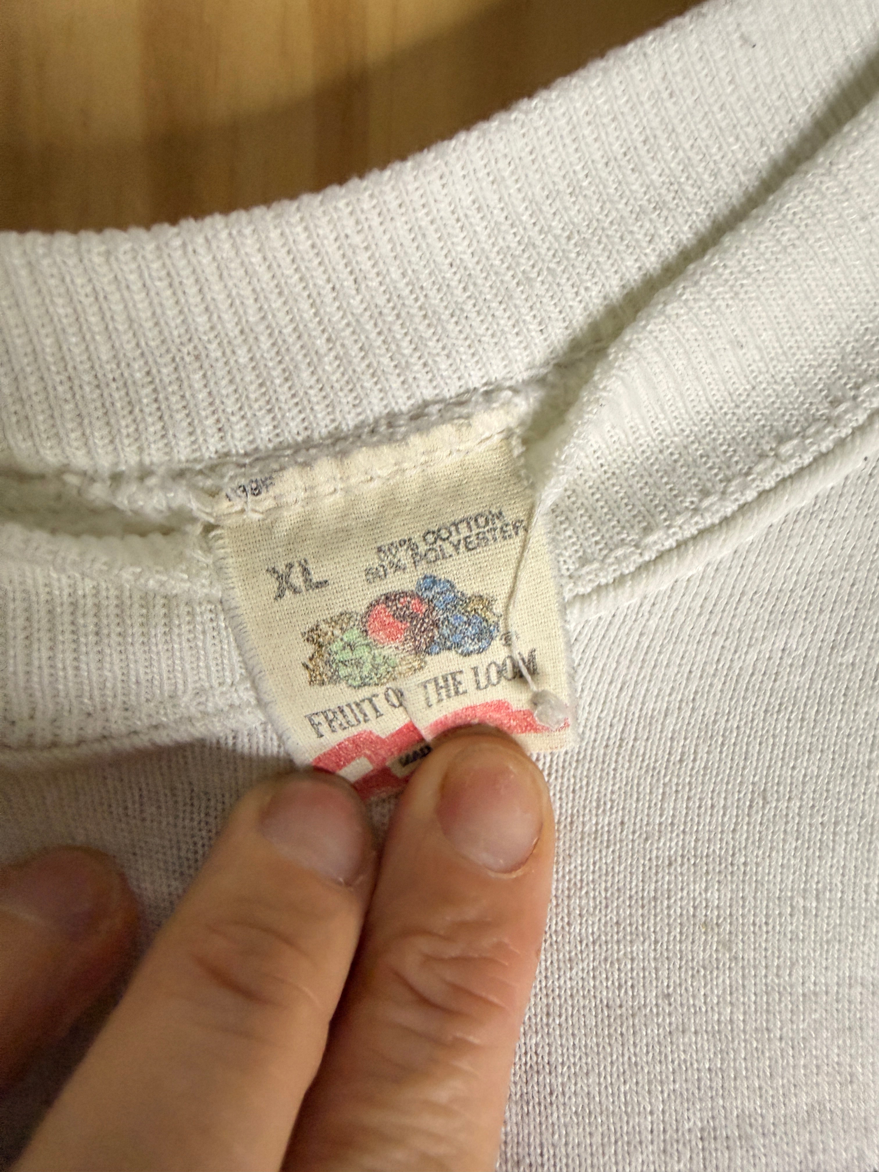 Vintage 1980s Ohio The Heart of It All Graphic Sweatshirt | Fruit of the Loom XL