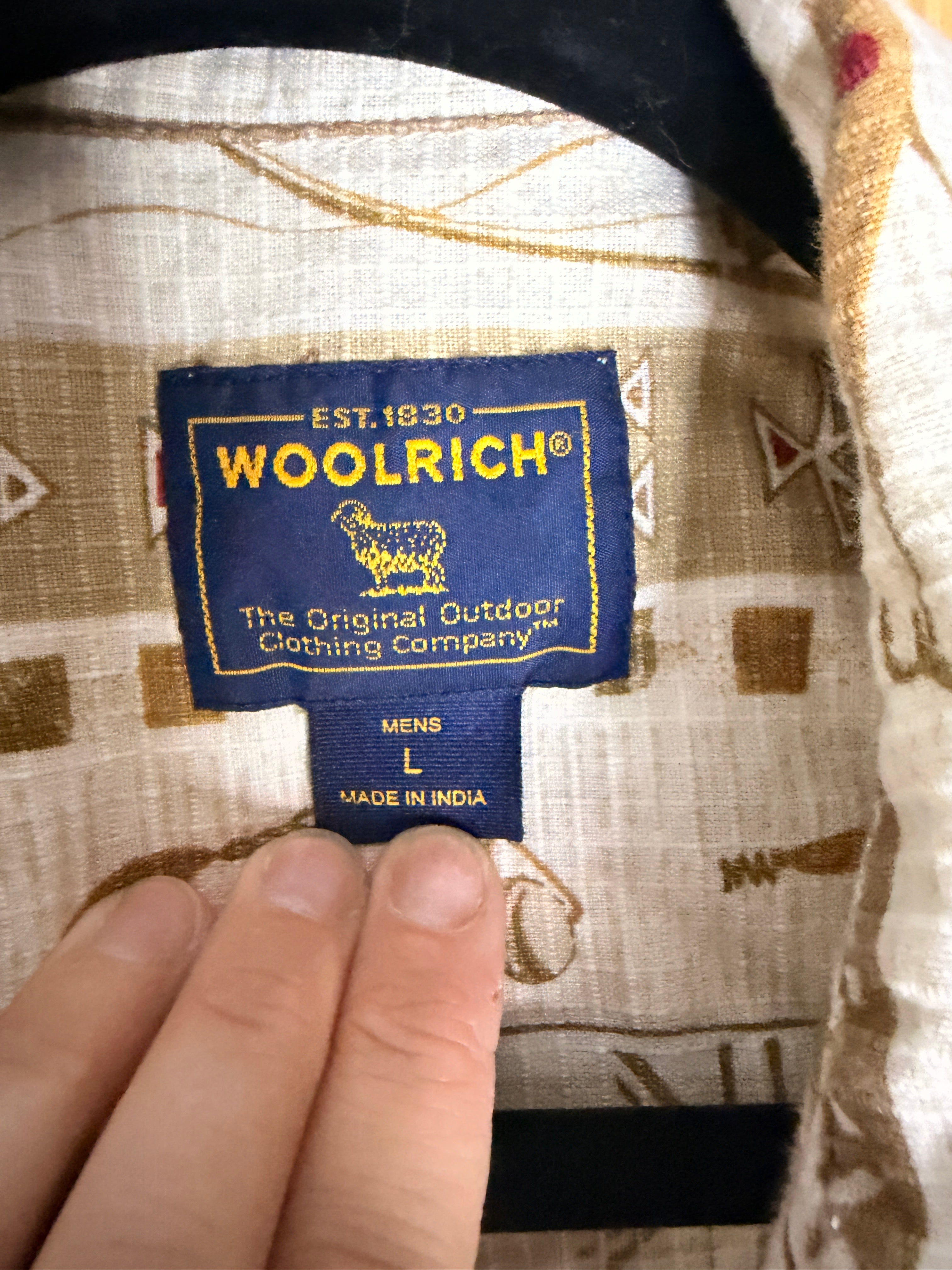 Woolrich Fishing Lure Print Short Sleeve Button Shirt | Men's Large