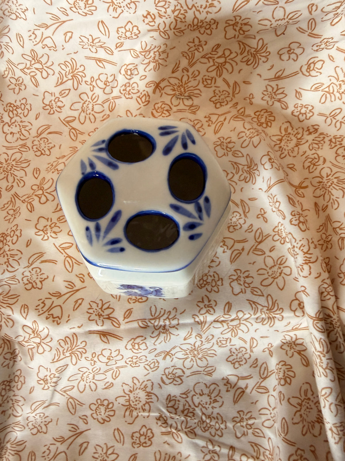 Vintage Blue & White Porcelain Toothbrush Holder Vanity Organizer Floral Design