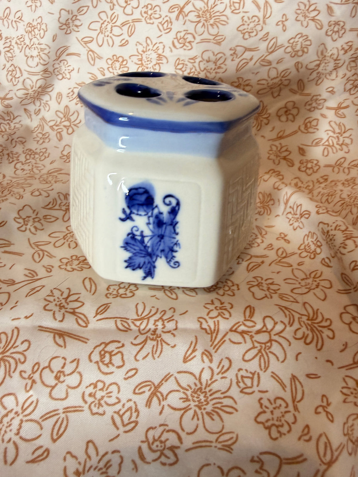 Vintage Blue & White Porcelain Toothbrush Holder Vanity Organizer Floral Design