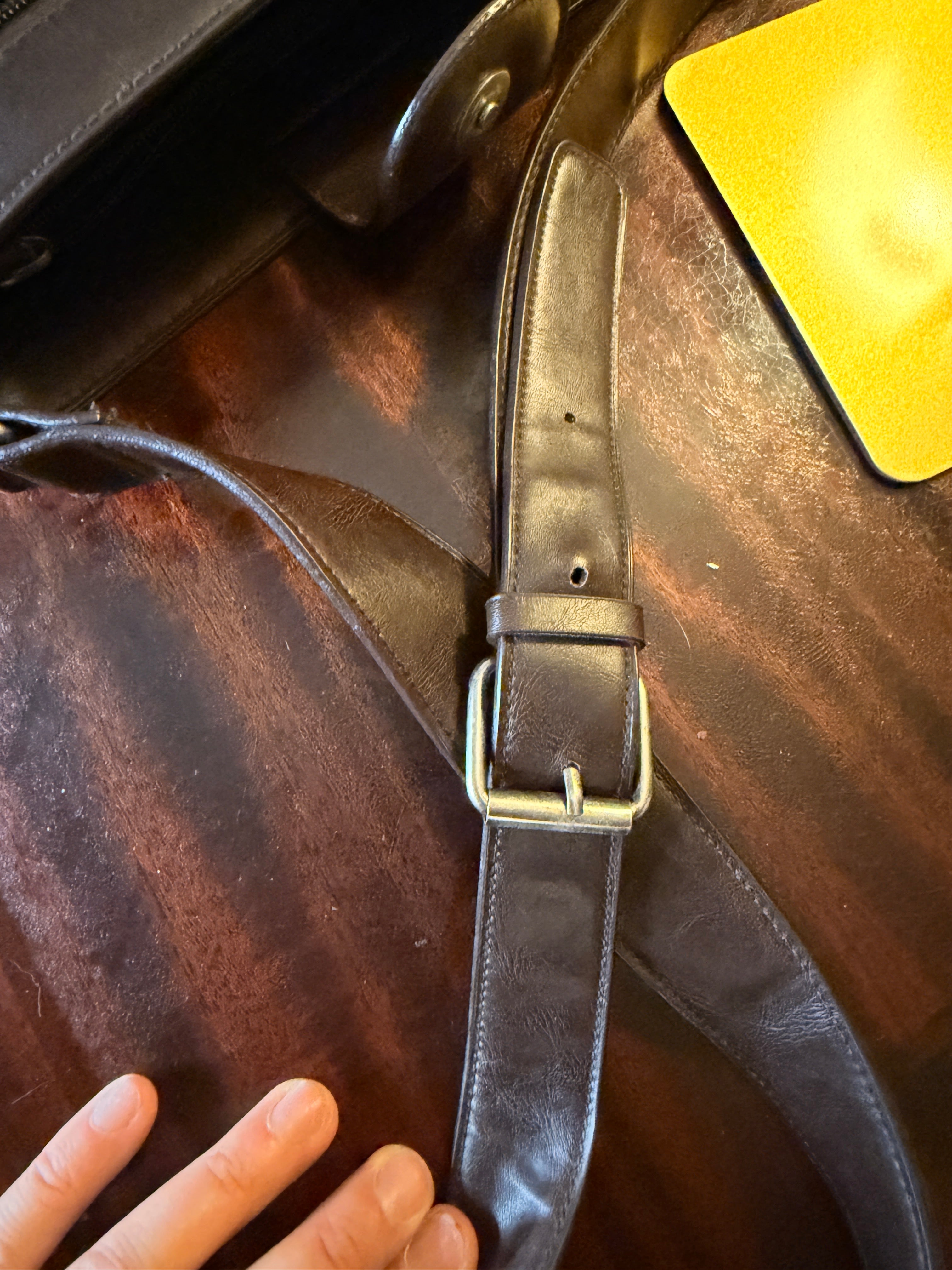Relic by Fossil Brown Organizer Crossbody Messenger Purse Multiple Zip Pockets