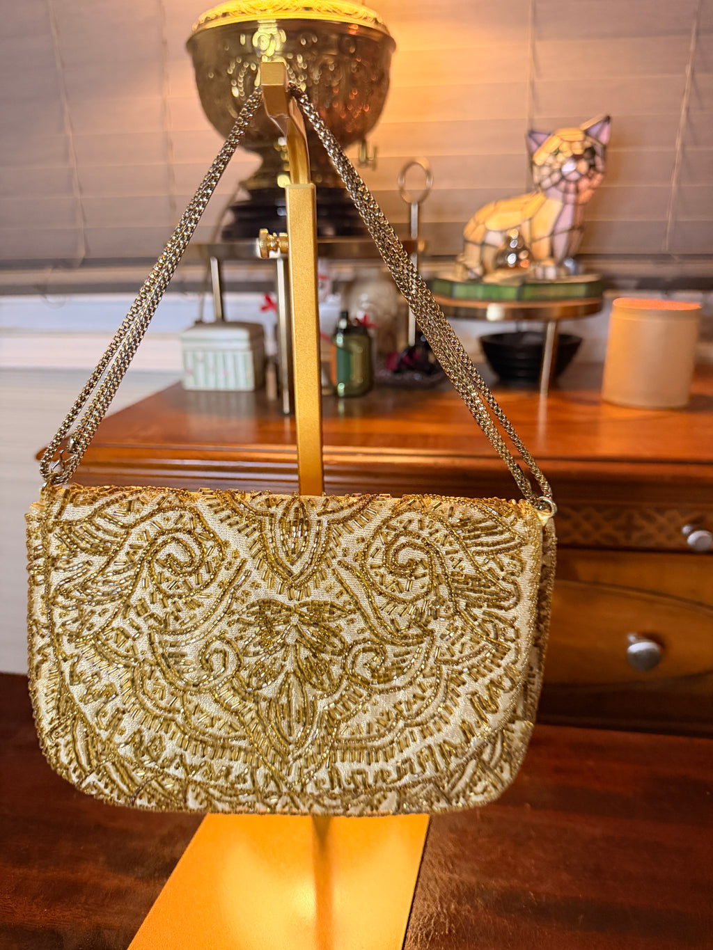 Regal Ltd. Ivory & Gold Hand Beaded Evening Clutch with Chain Strap