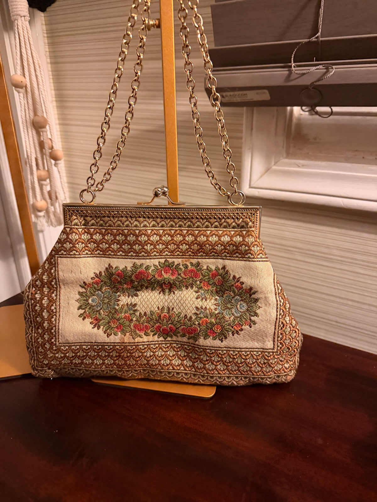 Vintage Italian Floral Tapestry Handbag Kiss Lock Purse Made in Italy