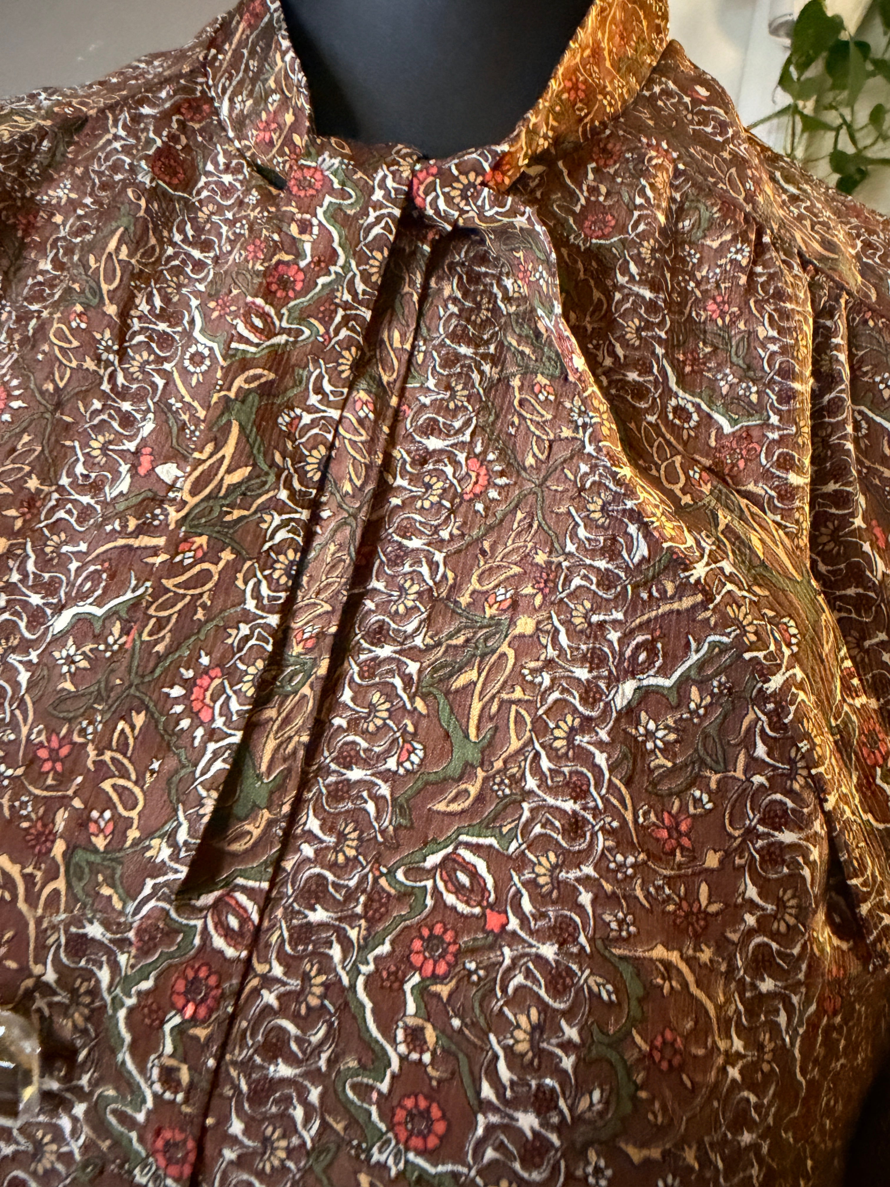 Vintage Natura Madre Brown Floral Tie Neck Blouse Secretary Top Boho Medium
