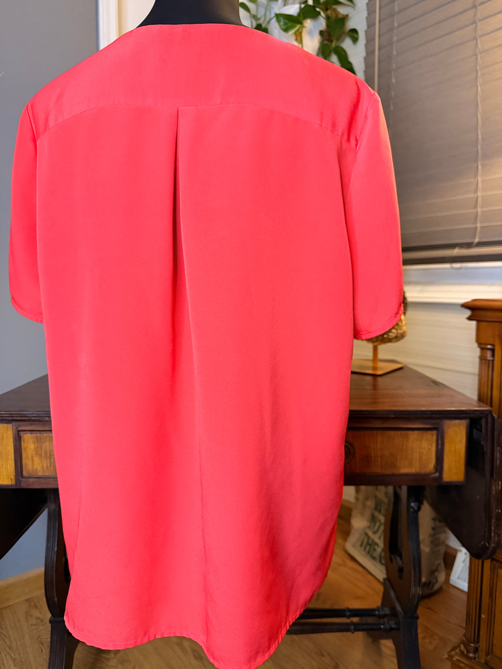 Pendleton Coral Pink Blouse Size 14 Short Sleeve Career Top Minimalist