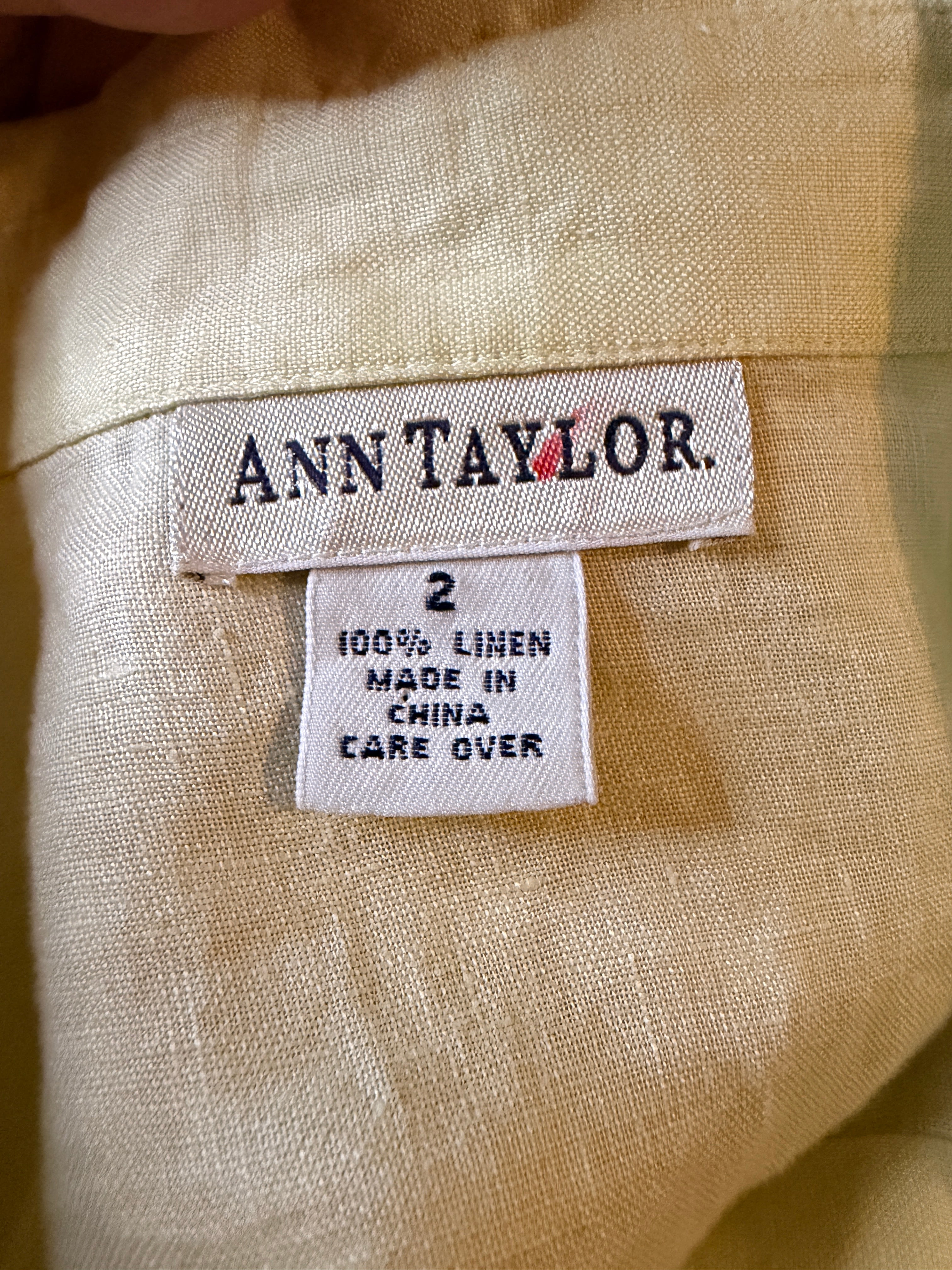 Ann Taylor 100% Linen Button Front Shirt Size 2 Pale Yellow Long Sleeve Lightweight Women’s Blouse