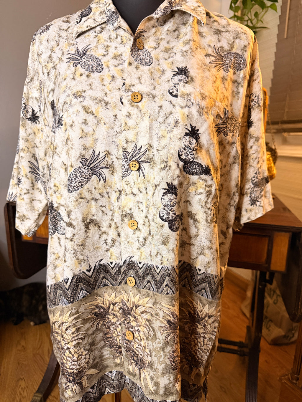 Vintage 1990s M.E. Sport Pineapple Hawaiian Shirt Medium Rayon Tropical Camp Shirt