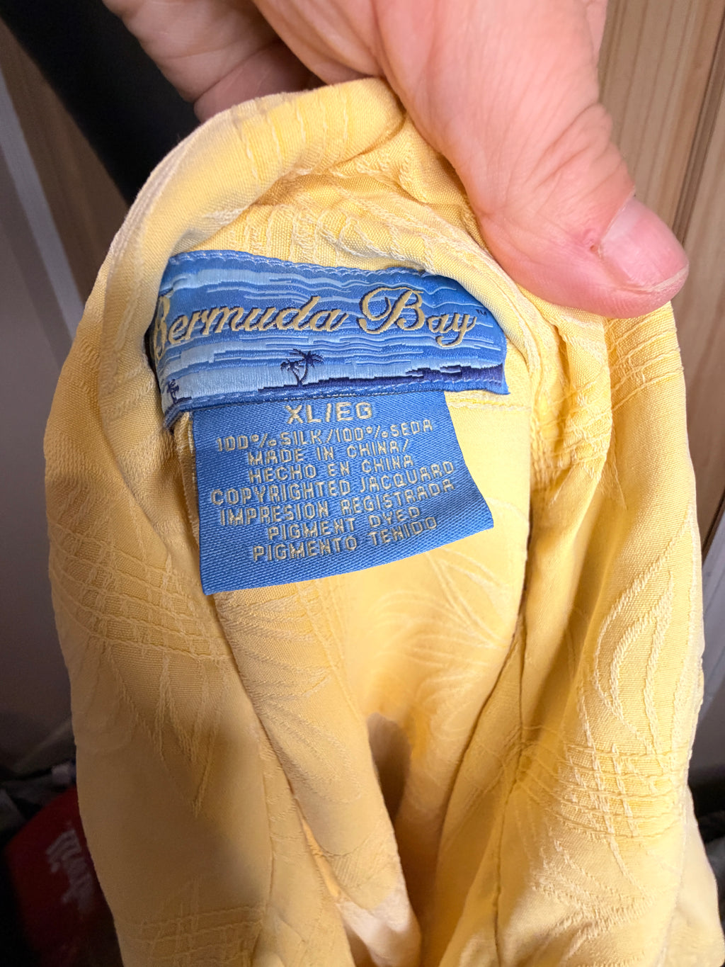 Bermuda Bay 100% Silk Hawaiian Camp Shirt Men's XL Yellow Tropical Button Up
