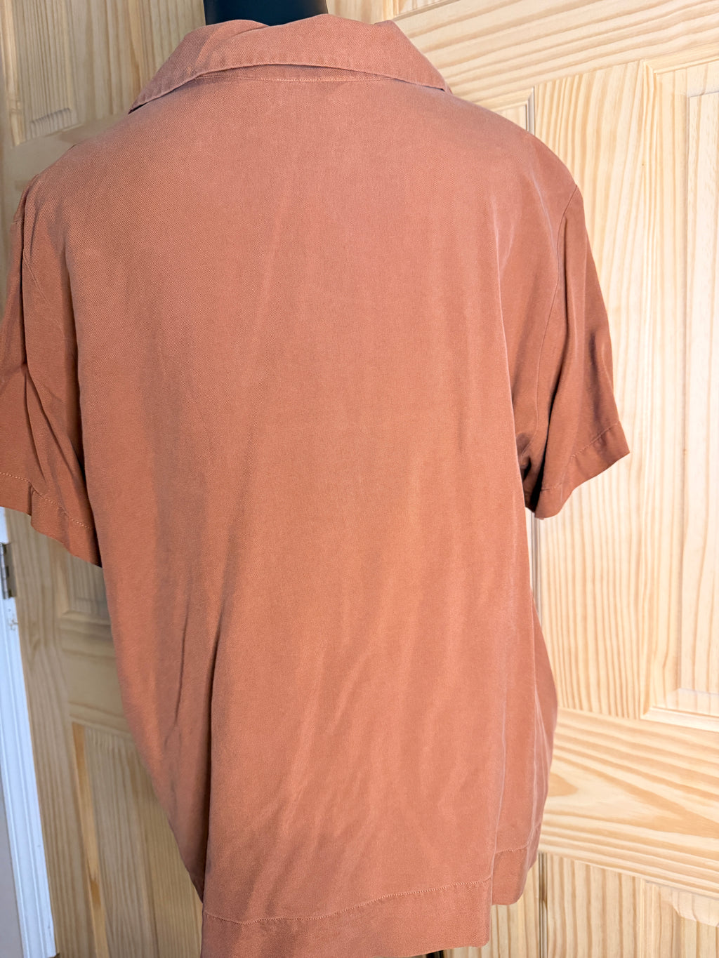 Eddie Bauer 100% Silk Camp Shirt Women's XL Dusty Salmon Clay Brown Short Sleeve Button Up