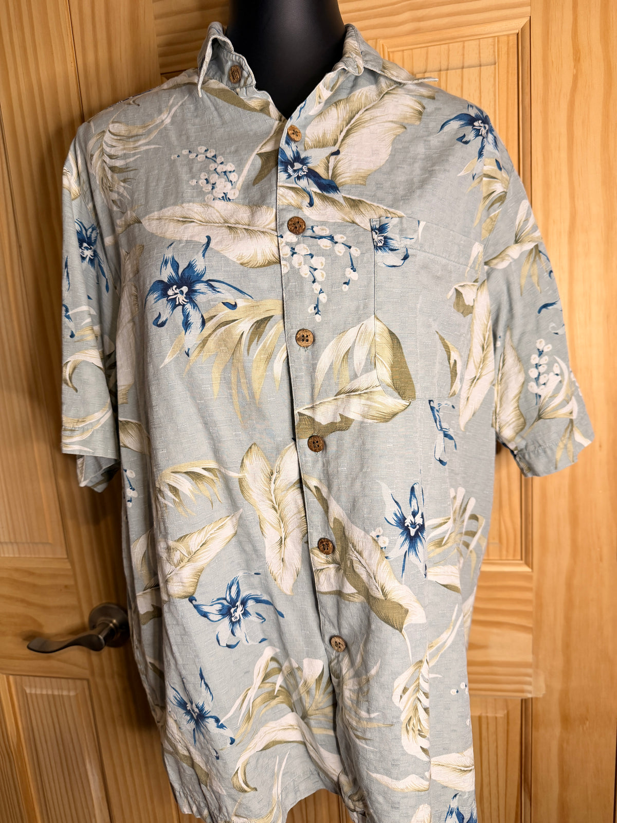Caribbean Men's Blue Tropical Hawaiian Camp Shirt Silk Cotton Short Sleeve Medium
