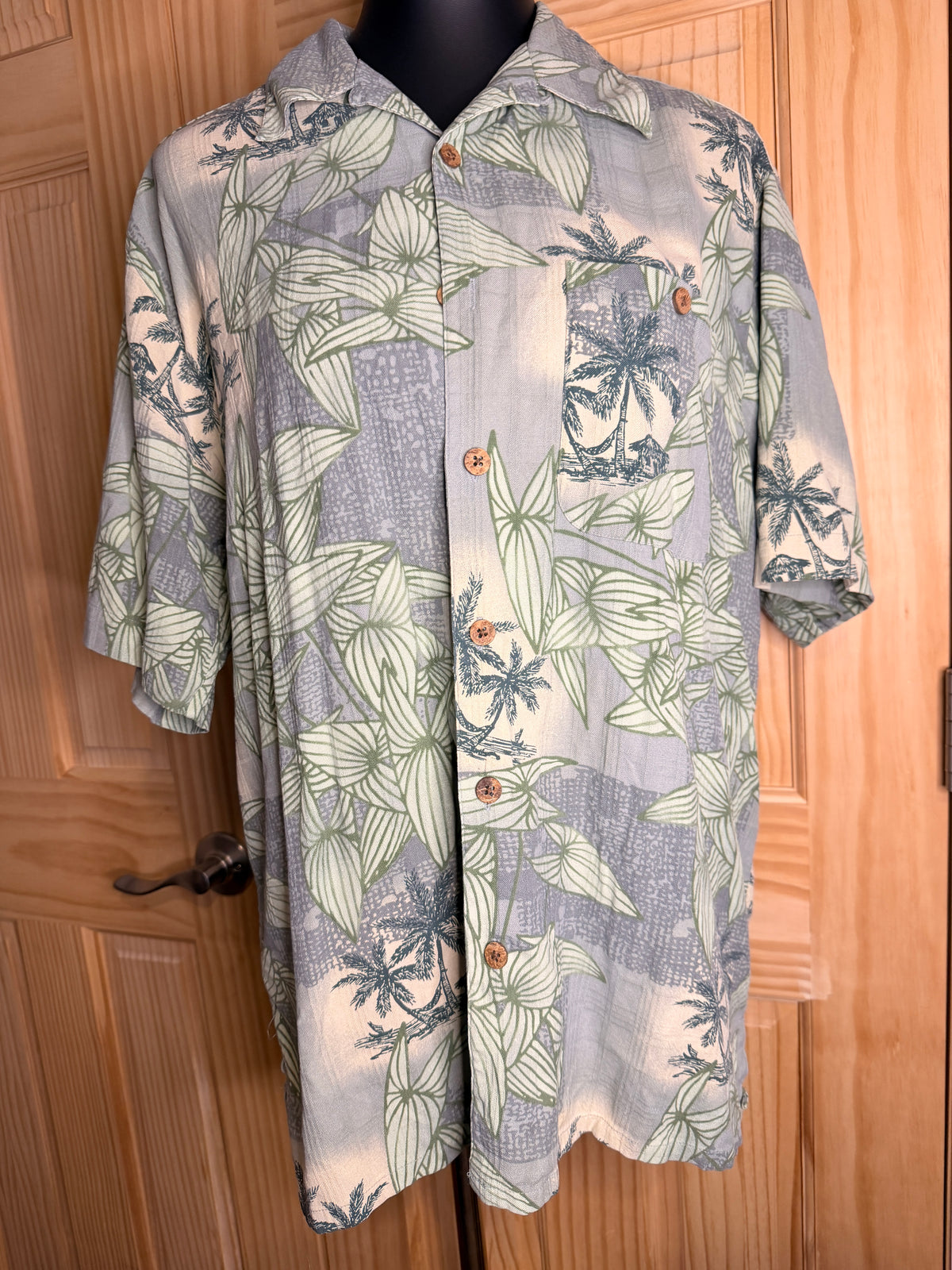 Banana Cabana Men's Blue Green Tropical Hawaiian Shirt 100% Silk Medium