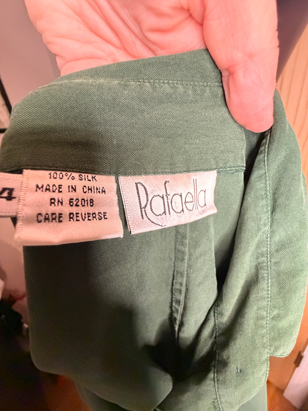 Rafaella Women's Green 100% Silk Button Front Blouse Size 14