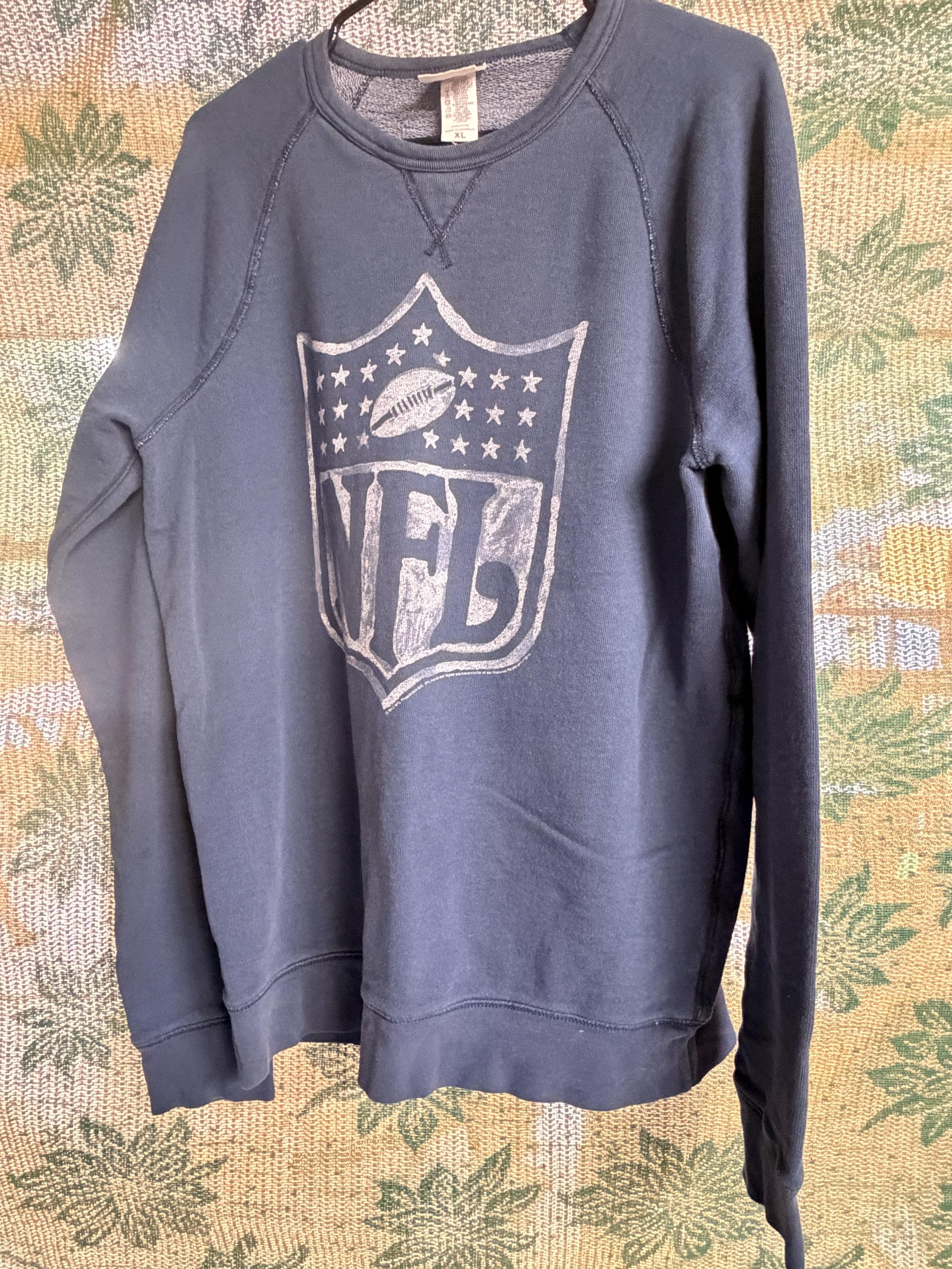 Junk Food NFL Shield Sweatshirt XL | Distressed NFL Logo Crewneck | Retro Football Sweatshirt