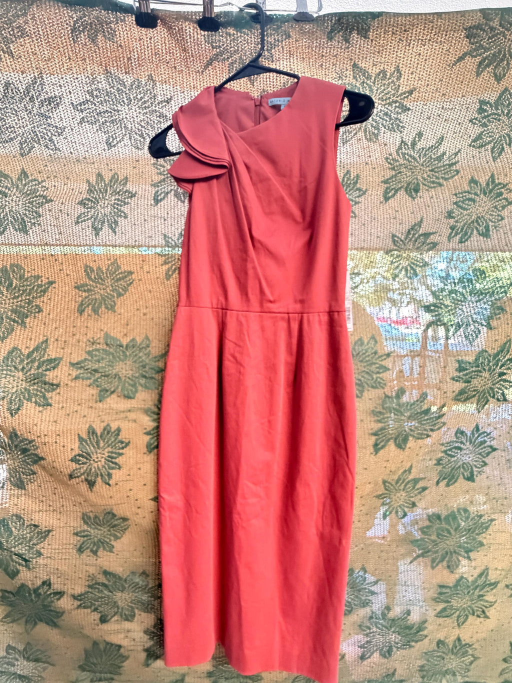 Antonio Melani Coral Sheath Dress NWT Floral Shoulder Detail Size 0