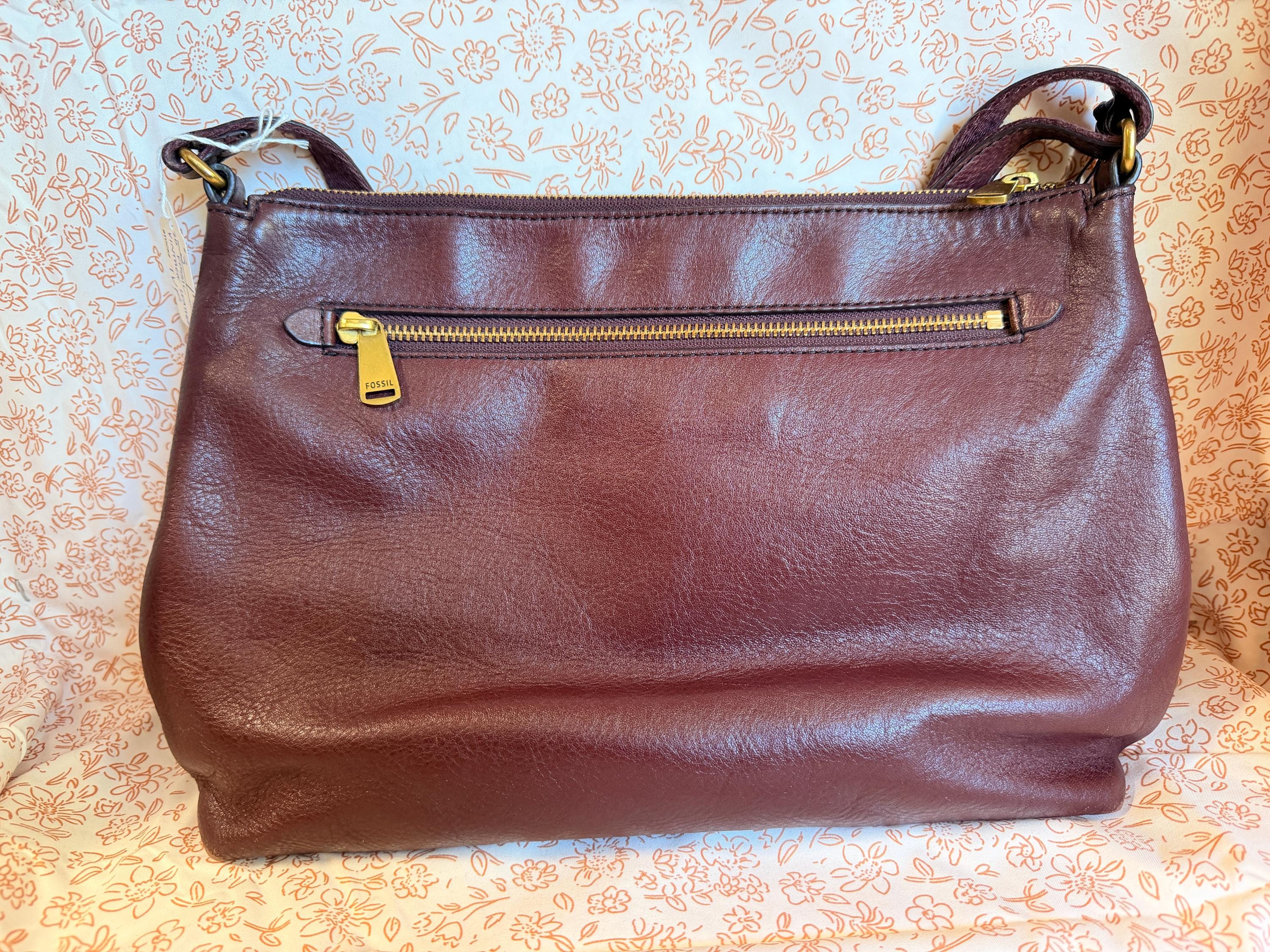 Fossil Burgundy Leather Crossbody Bag Key Charm Organizer Shoulder Purse