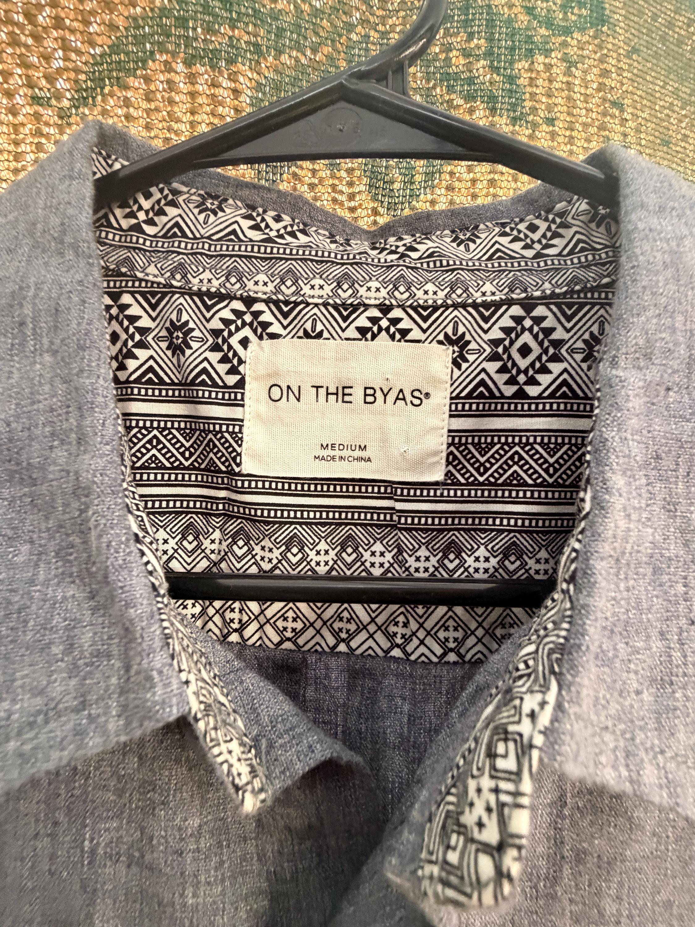 On The Byas Chambray Button Front Shirt Tribal Pocket Detail Men's Medium